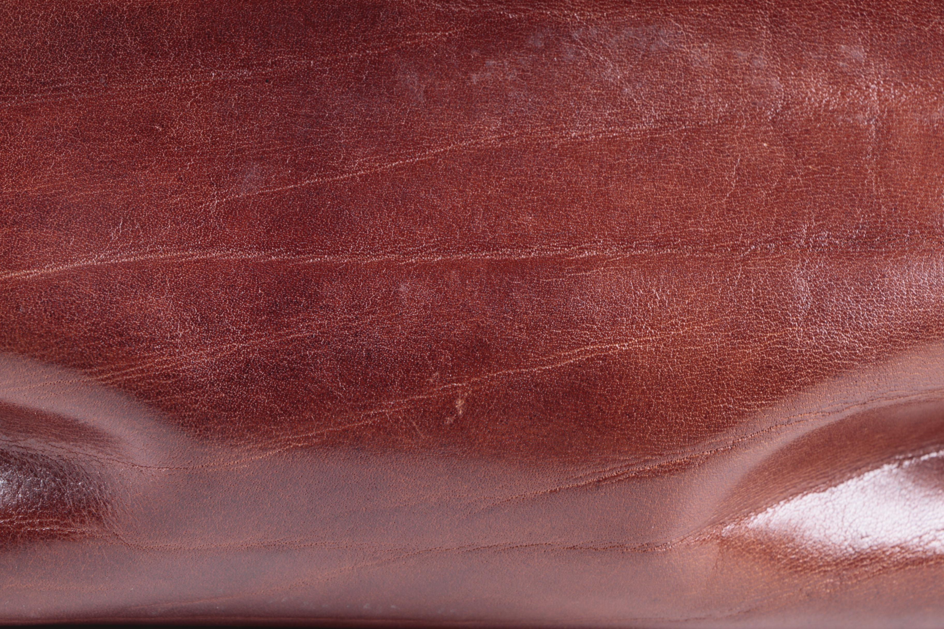 Oroton Cowhide Doctor Style Bag