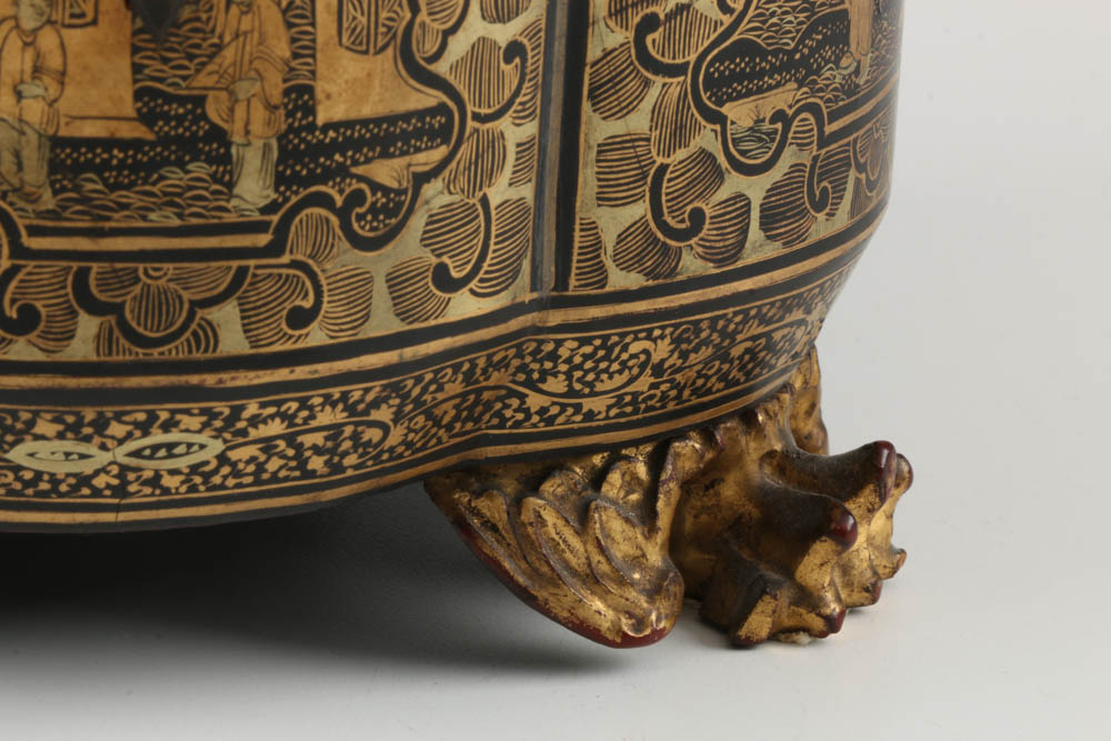 Chinese Qing Dynasty Lobate Tea Caddy Chest