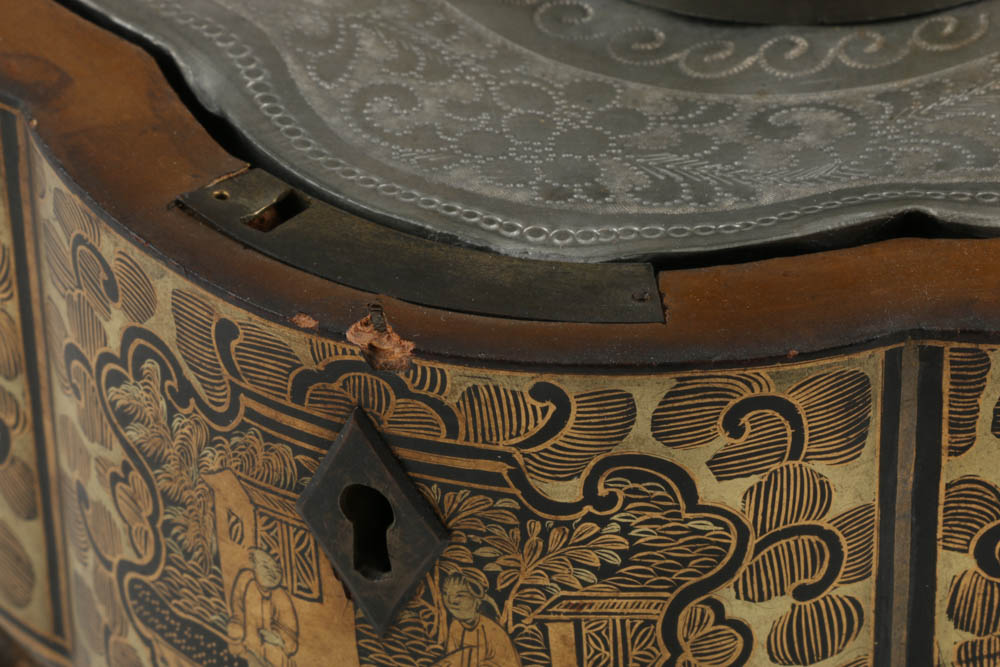 Chinese Qing Dynasty Lobate Tea Caddy Chest