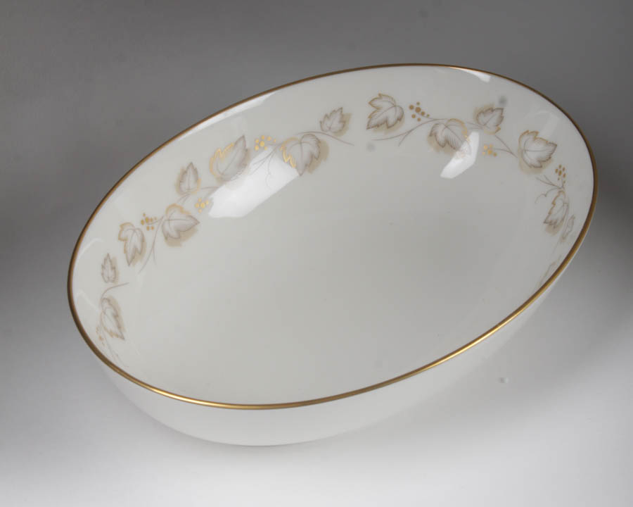 Noritake "Gold Ivy" China Set