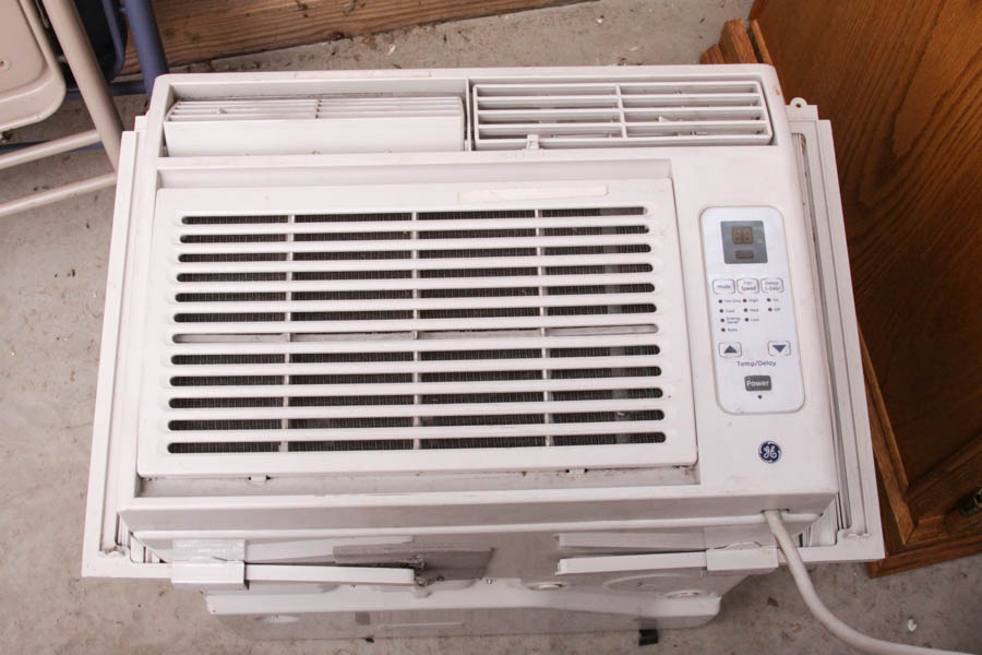 GE 115 Volt Electronic Room Air Conditioner