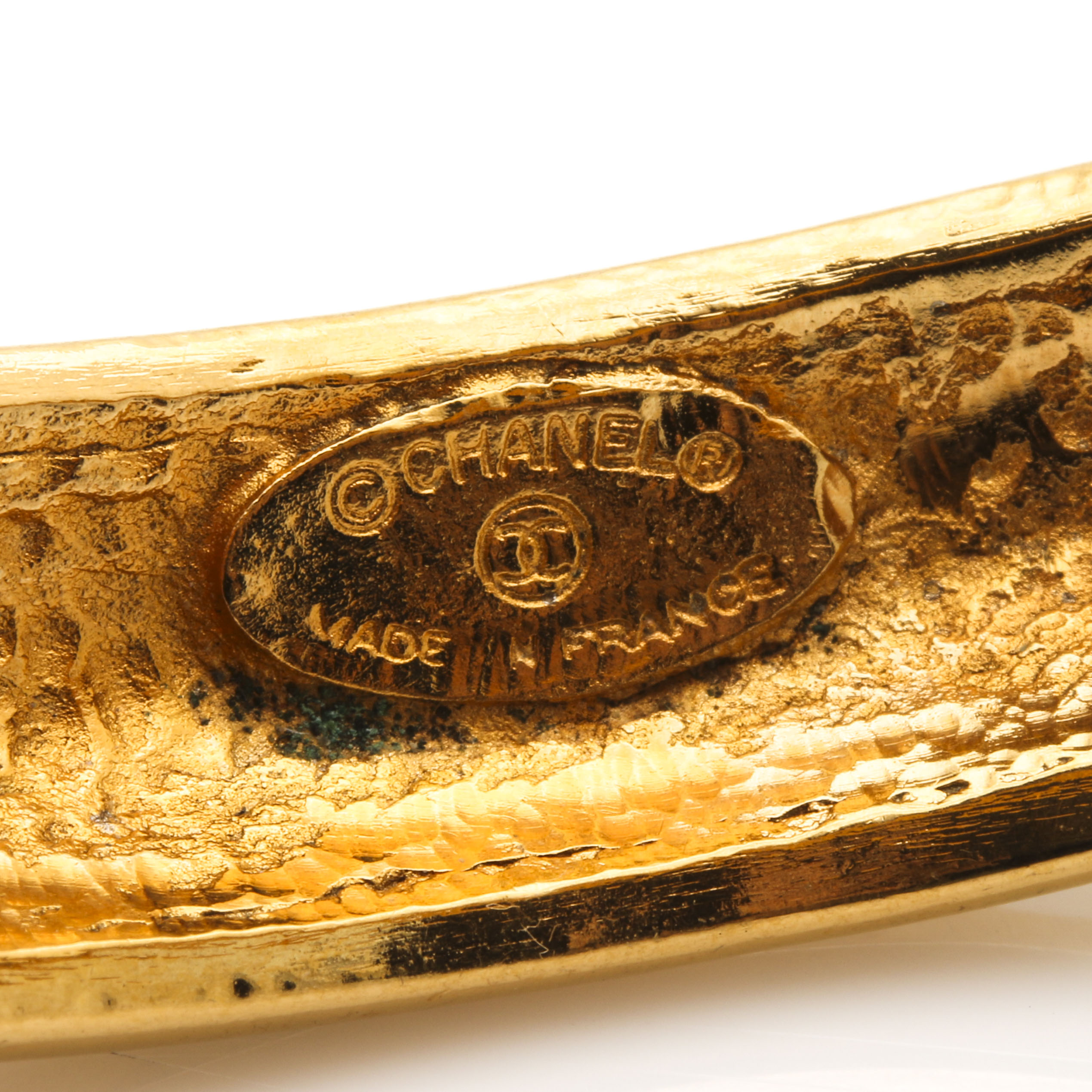 Vintage 1980s Chanel Gold Tone Bangle