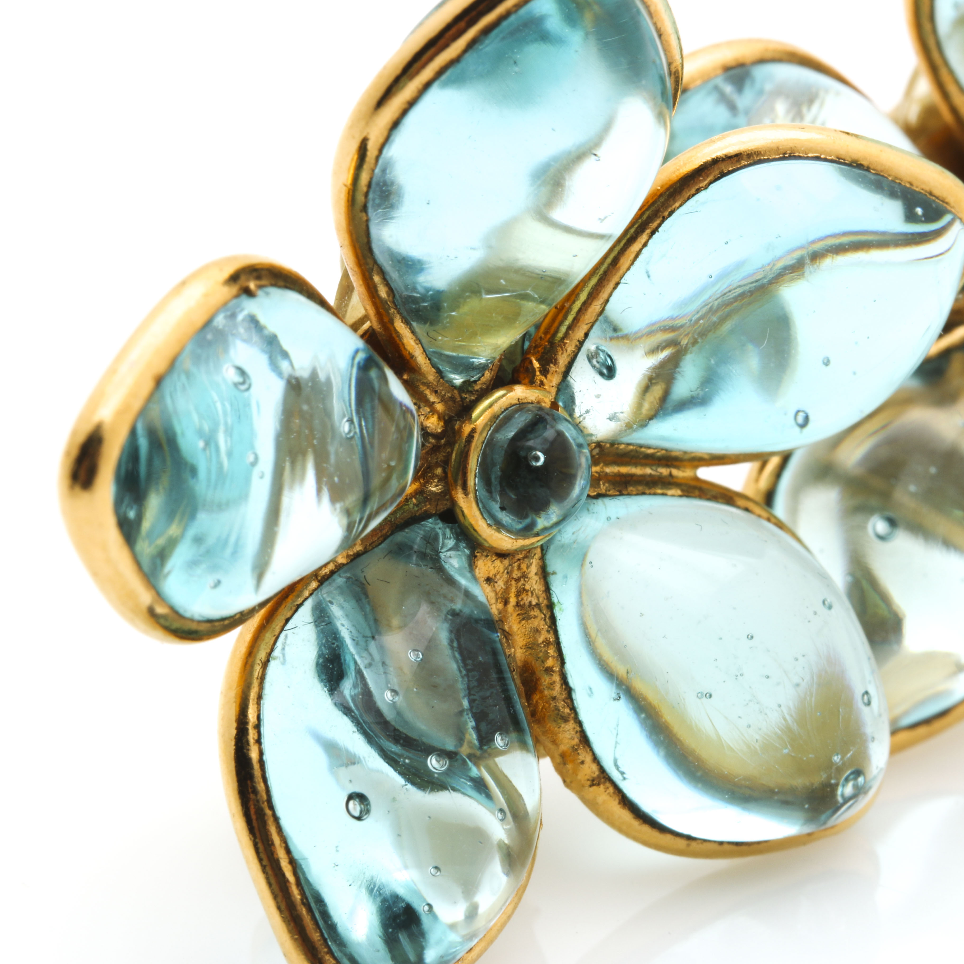 Vintage Histoire De Verre by Gripoix Poured Glass Flower Clip On Earrings