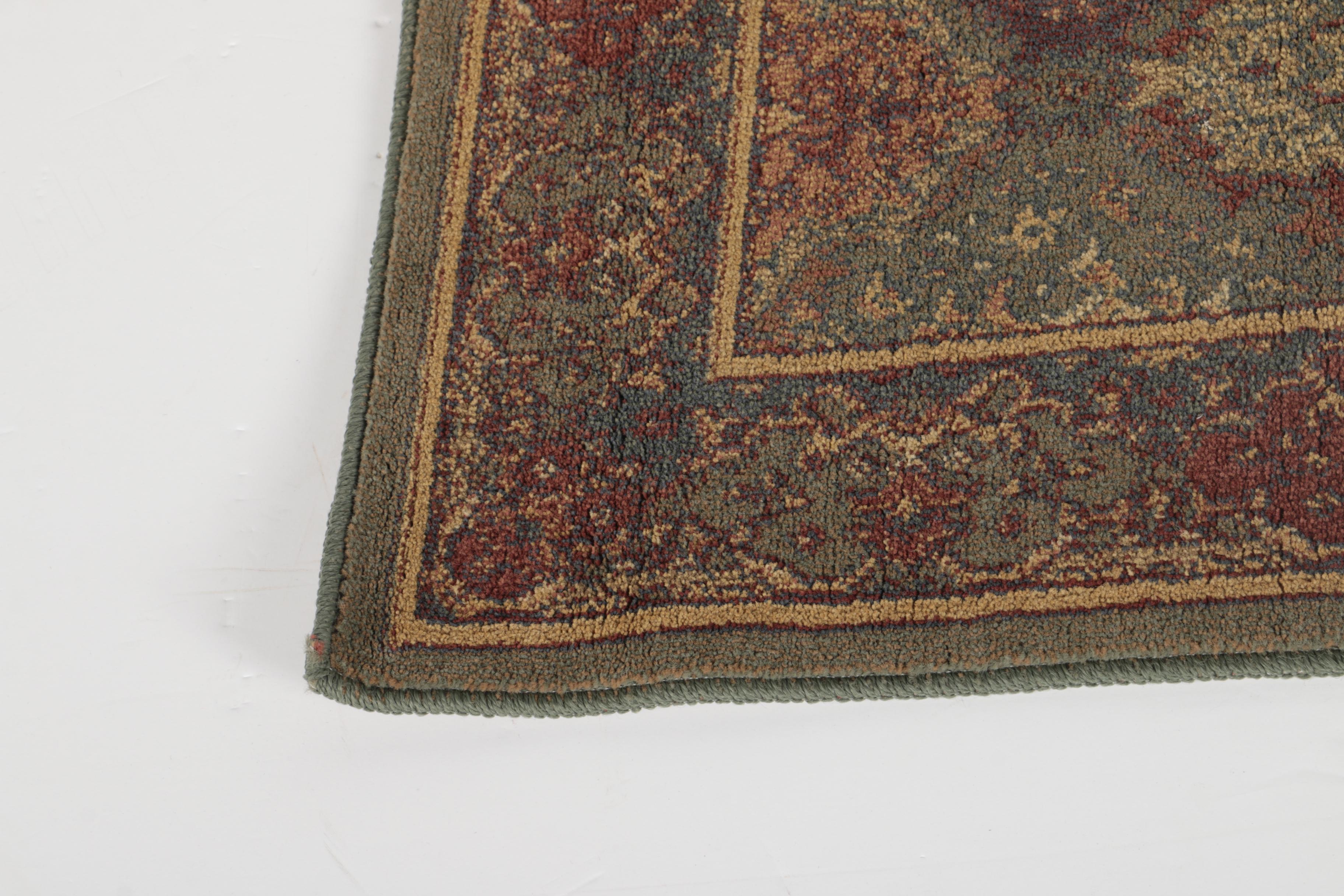 Machine Made Bakhtiari-Style Accent Rug