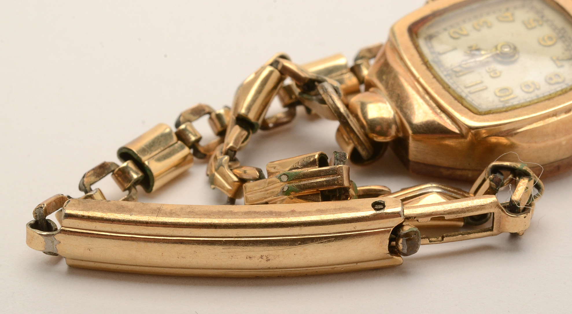 Vintage 14K Yellow Gold Croton Watch