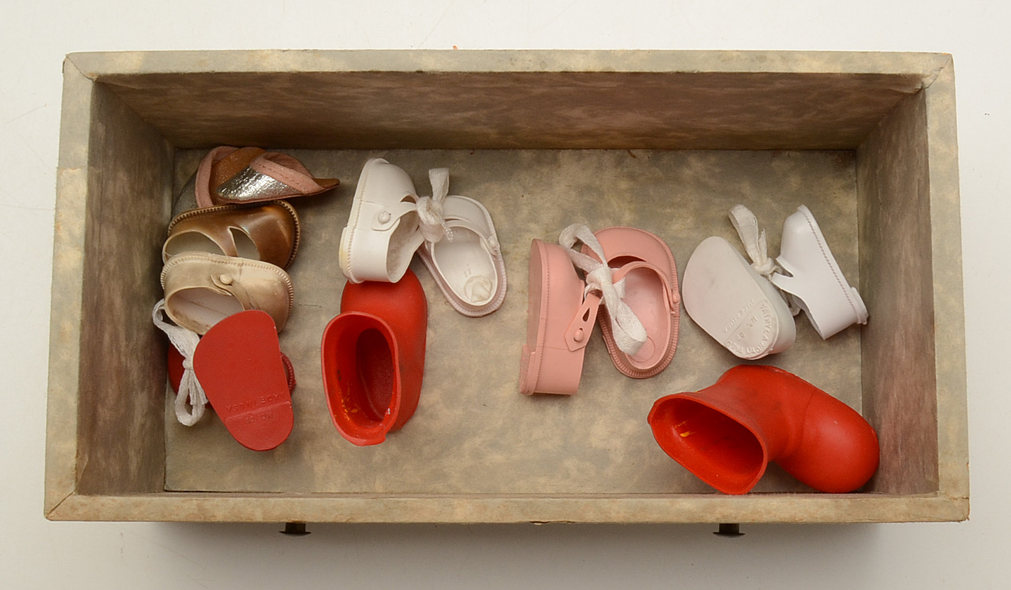 1938 Ideal Deanna Durbin Celebraty Doll