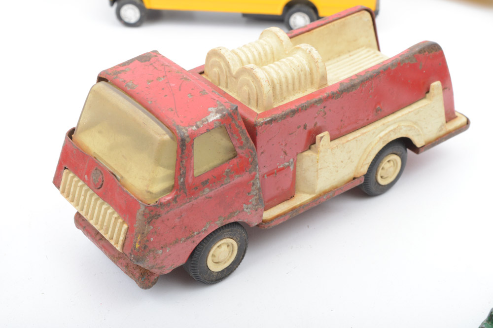 Vintage Die-Cast and Plastic Vehicles Featuring Liberty Classics Massey-Harris