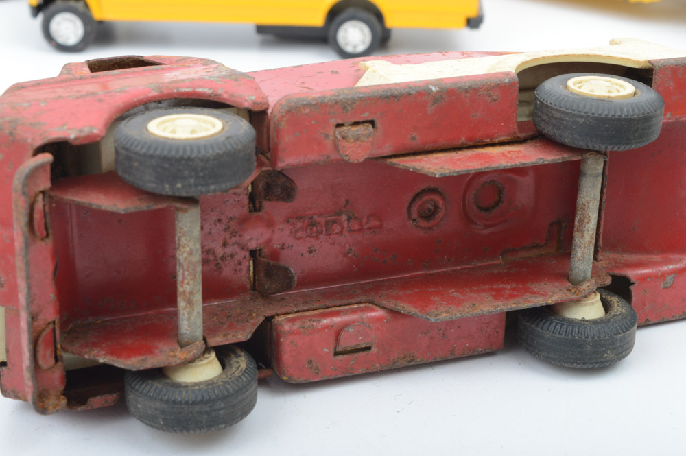 Vintage Die-Cast and Plastic Vehicles Featuring Liberty Classics Massey-Harris