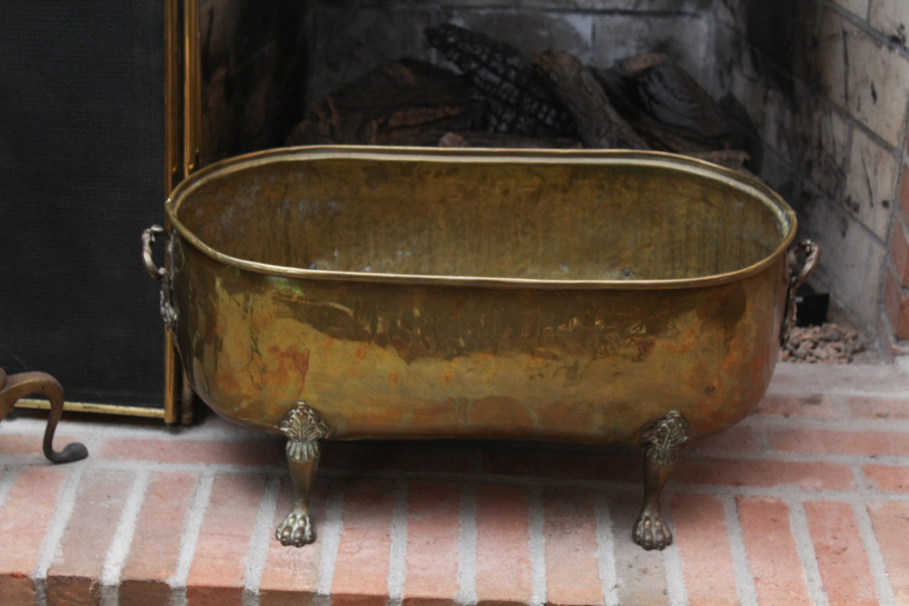 Brass Hearth Decor with Claw Foot Tub