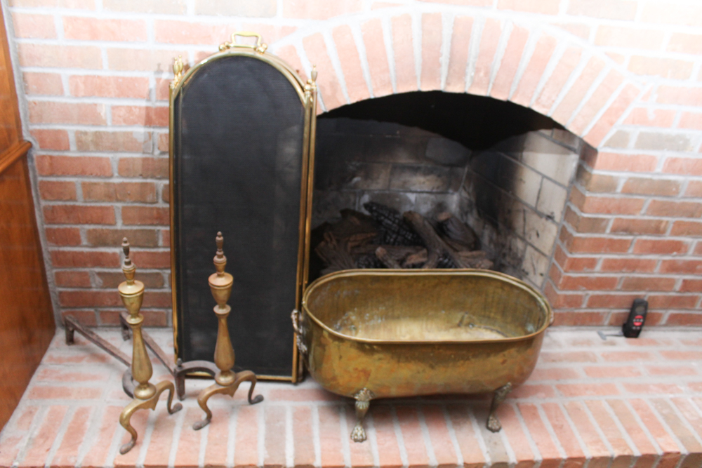 Brass Hearth Decor with Claw Foot Tub