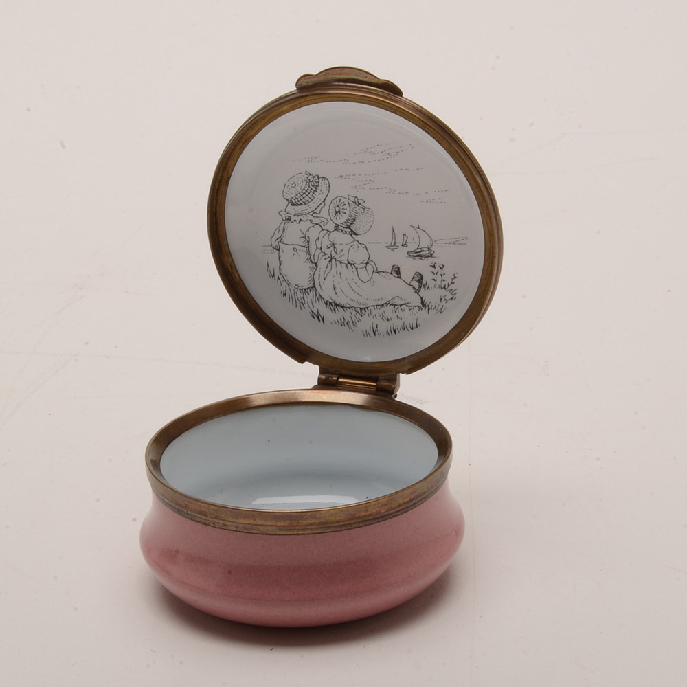 Pair of Vintage Purses and Enamel Pill Box