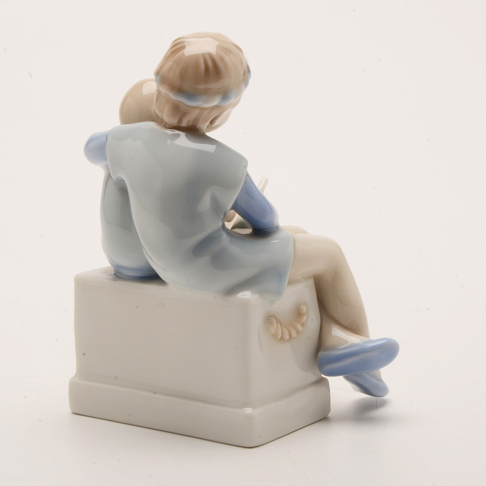 Royal Doulton "Story Time" Figurine