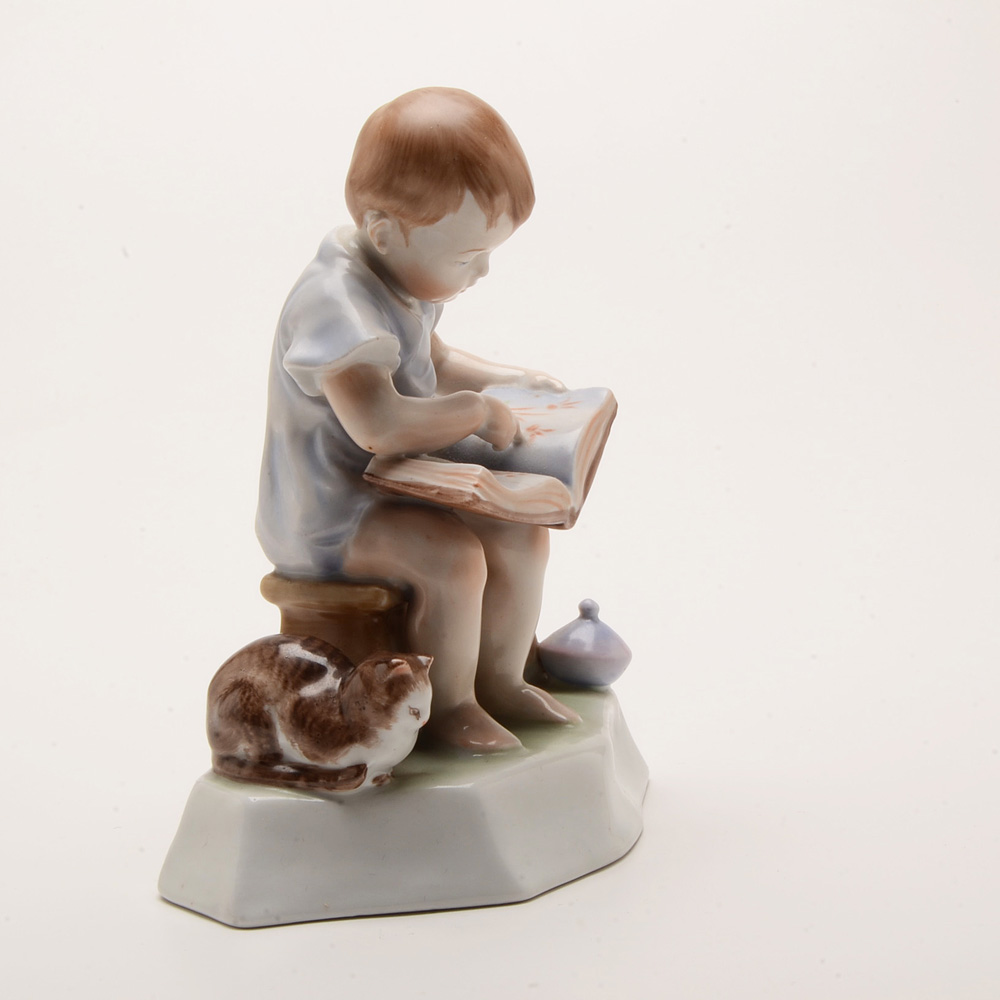 Group of Decorative Figurines