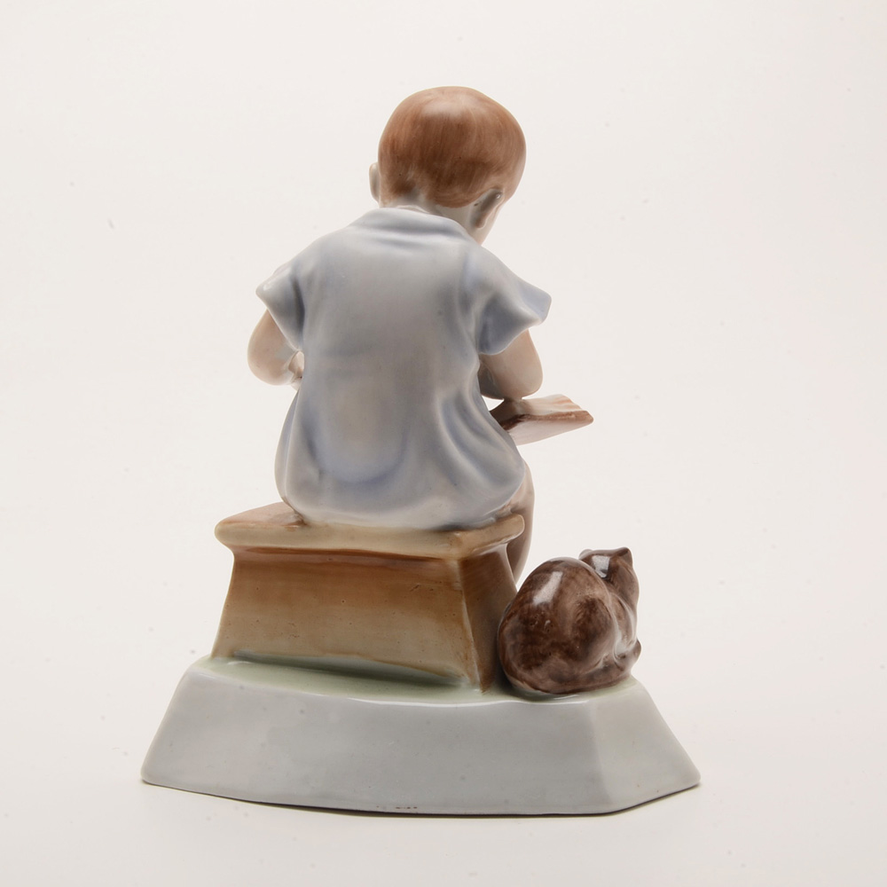 Group of Decorative Figurines