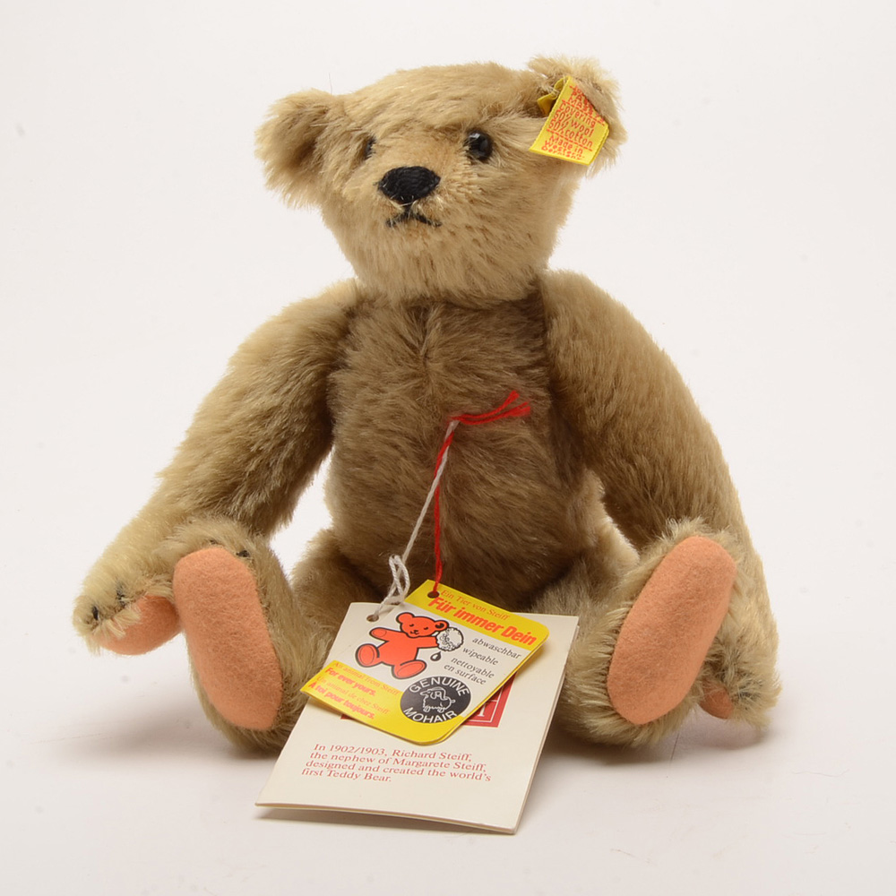 Collection of Animal Toys Including Stieff