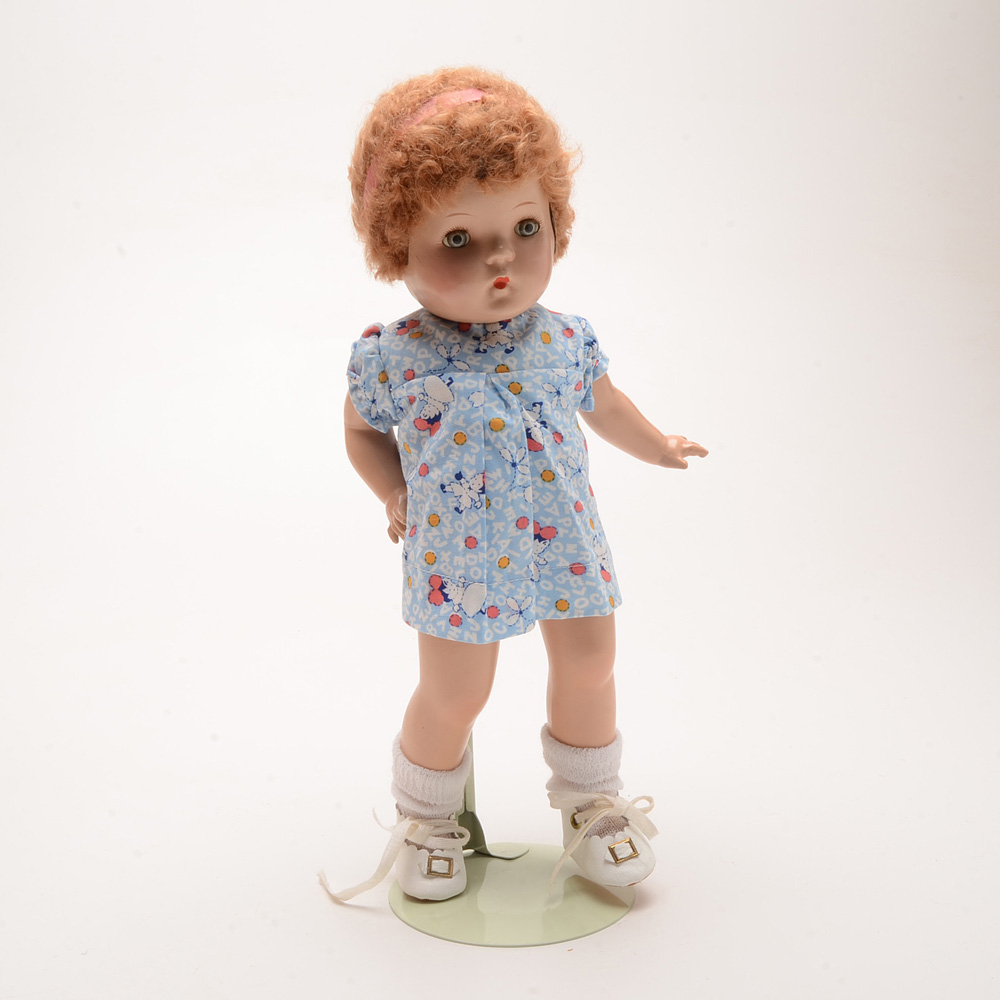 Effanbee Patsy Babyette Dolls and Simila with Clothing Doll Trunk