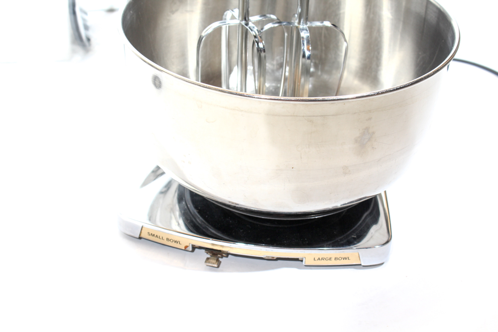 Sunbeam Mixmaster Stand Mixer and Frigidaire Vacuum Sealer