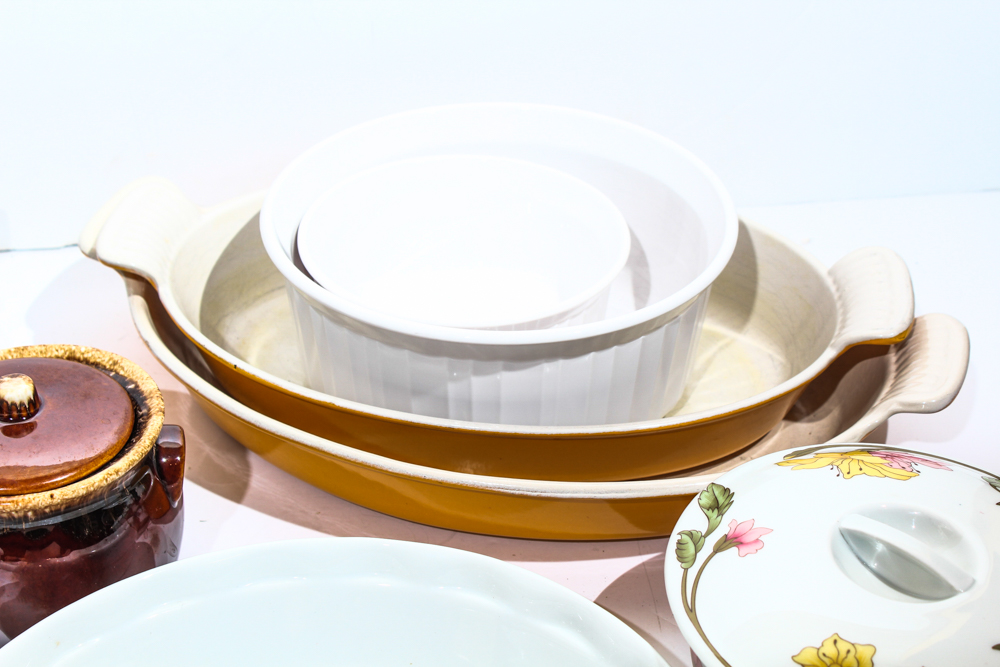 Bakeware Featuring Le Creuset