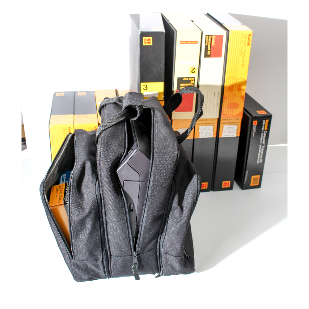 Kodak Carousel 4600 Slide Projector and Accessories