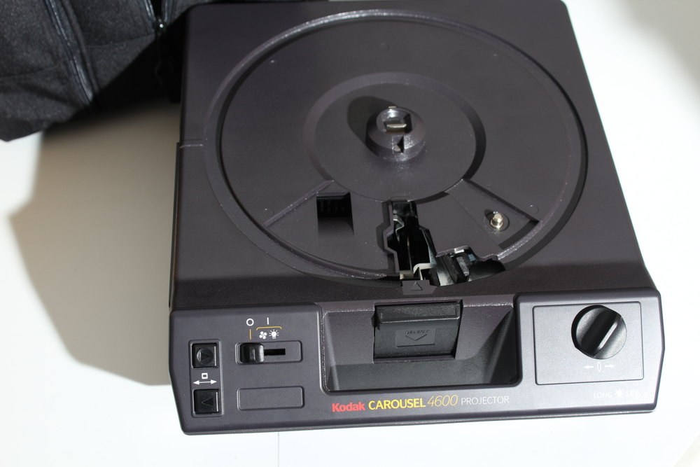 Kodak Carousel 4600 Slide Projector and Accessories