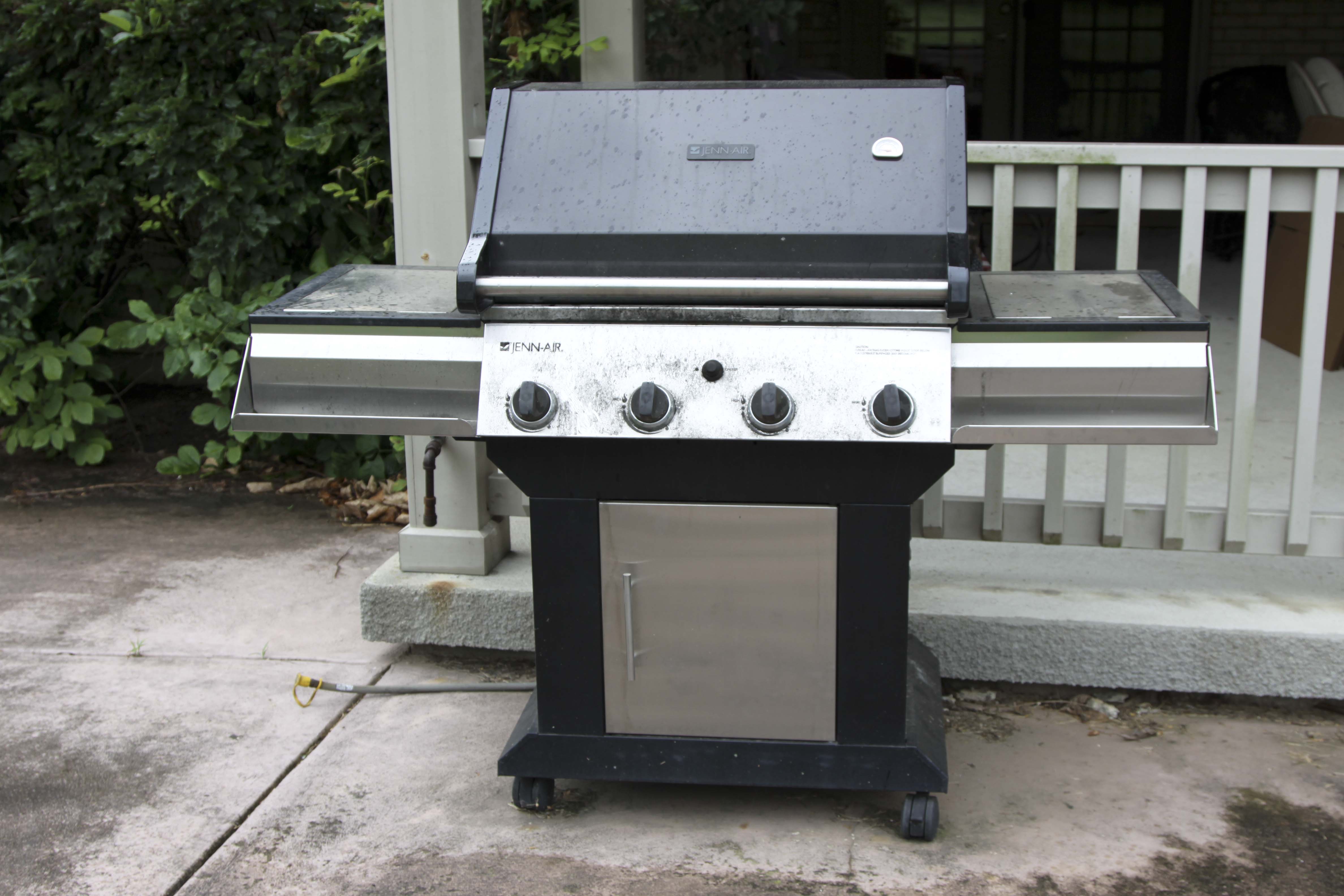 Jenn Air Outdoor Gas Grill