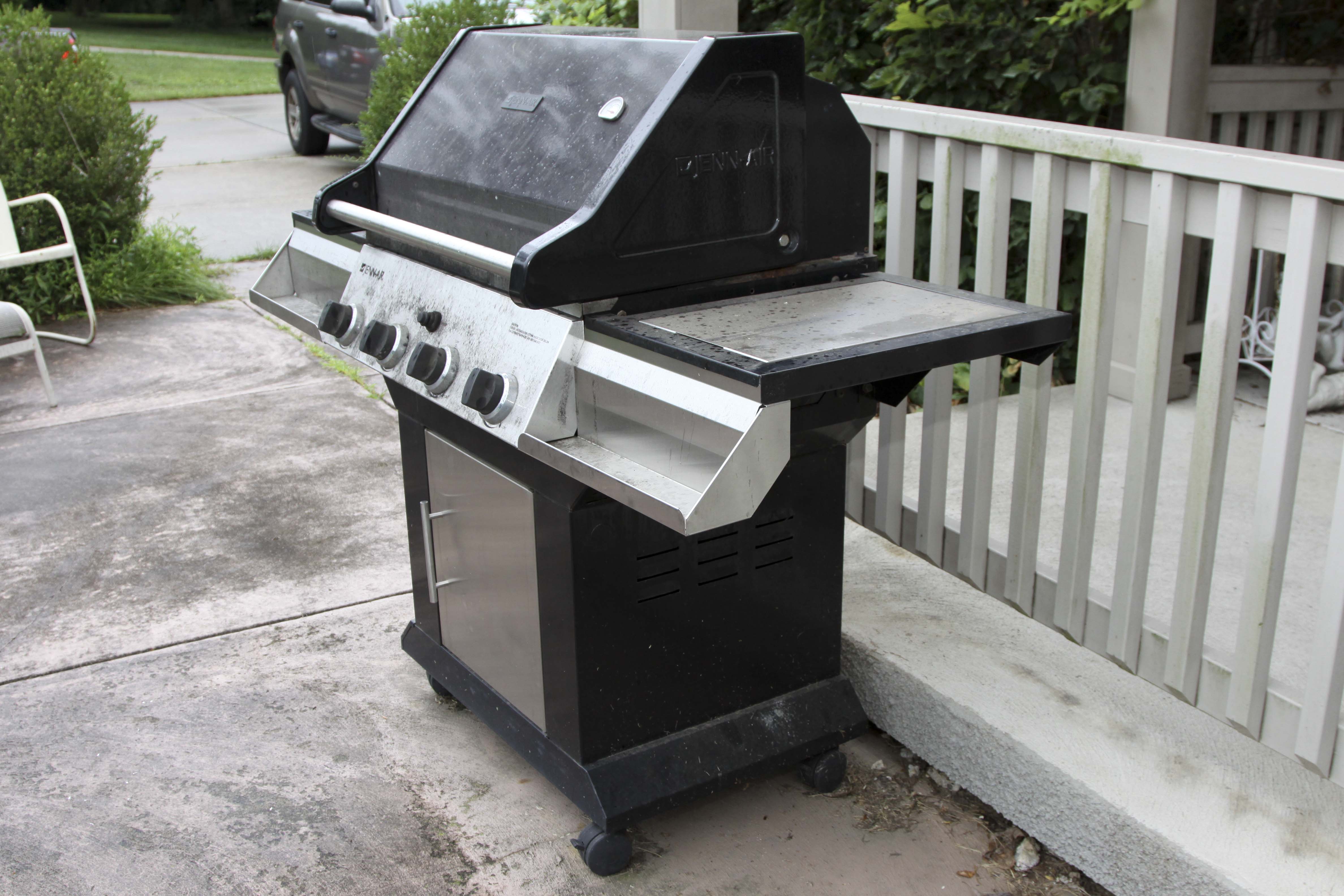 Jenn Air Outdoor Gas Grill