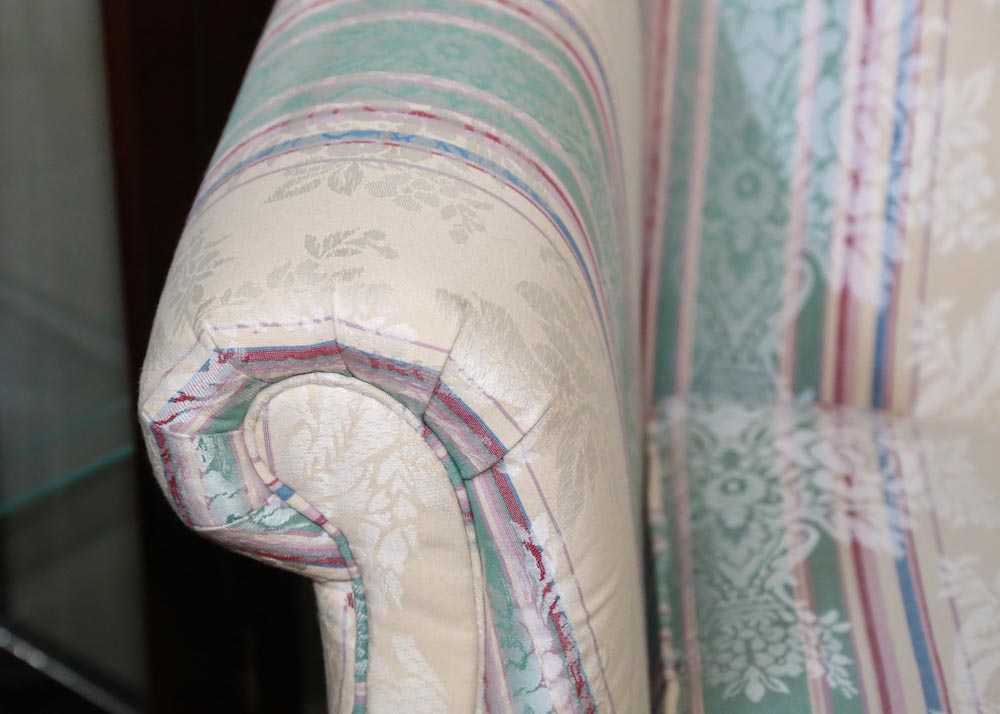 Craftmaster Furniture Loveseat