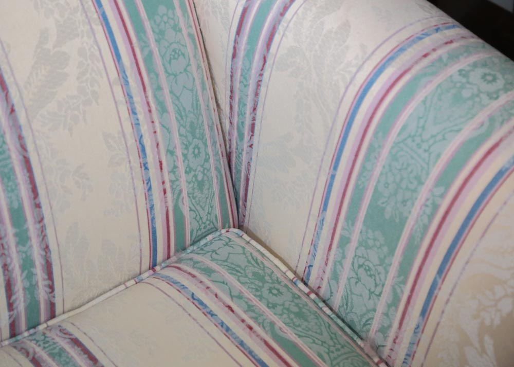 Craftmaster Furniture Loveseat