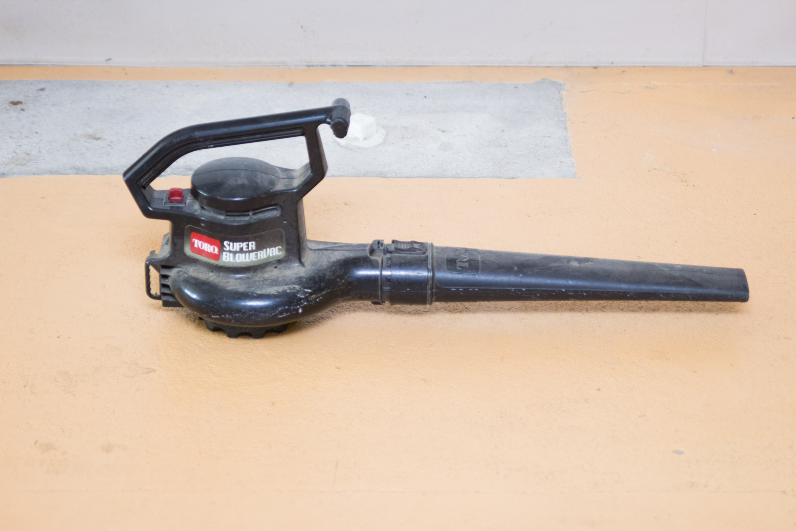 Homelite and Toro Leaf Blowers with Metal Toolbox