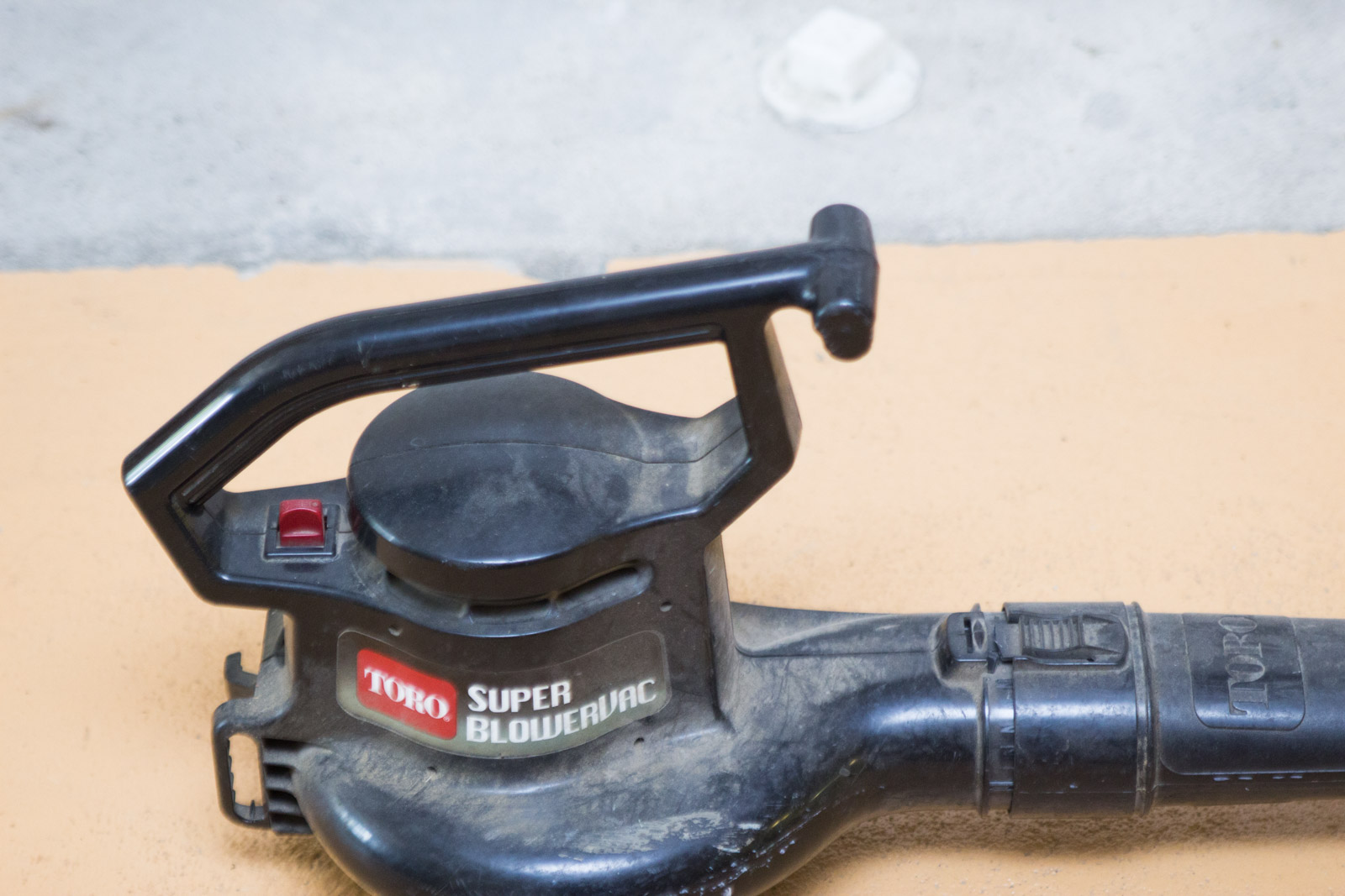 Homelite and Toro Leaf Blowers with Metal Toolbox