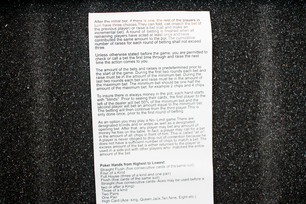 Cardinal's Professional Texas Hold 'Em Tournament Poker Set