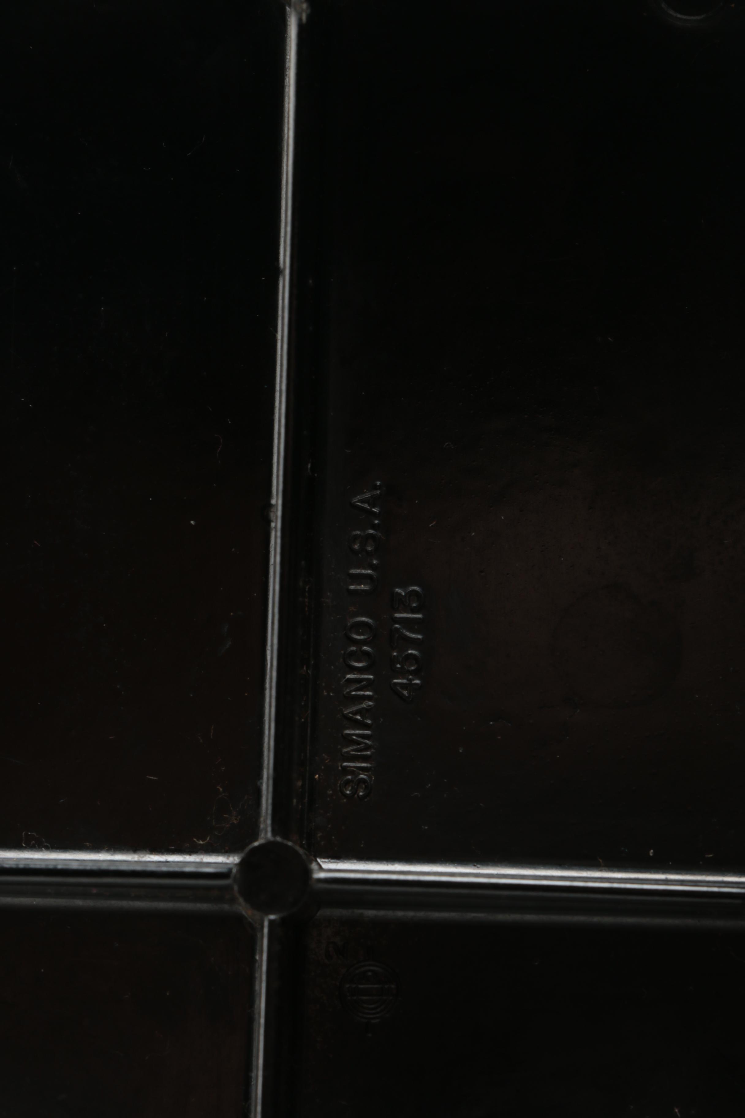 Singer Sewing Machine with Case and Accessories