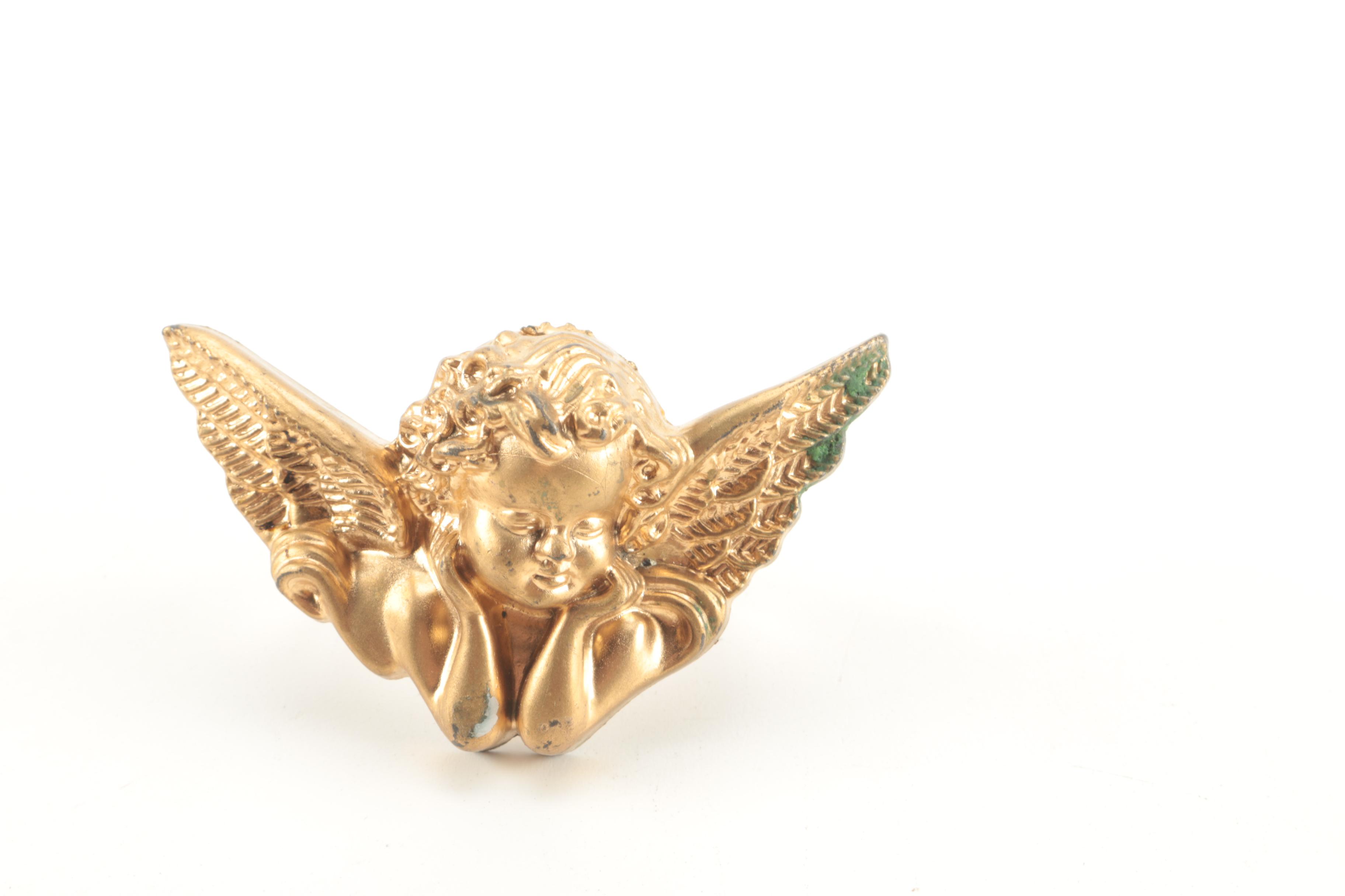 Assortment of Gold Tone Décor