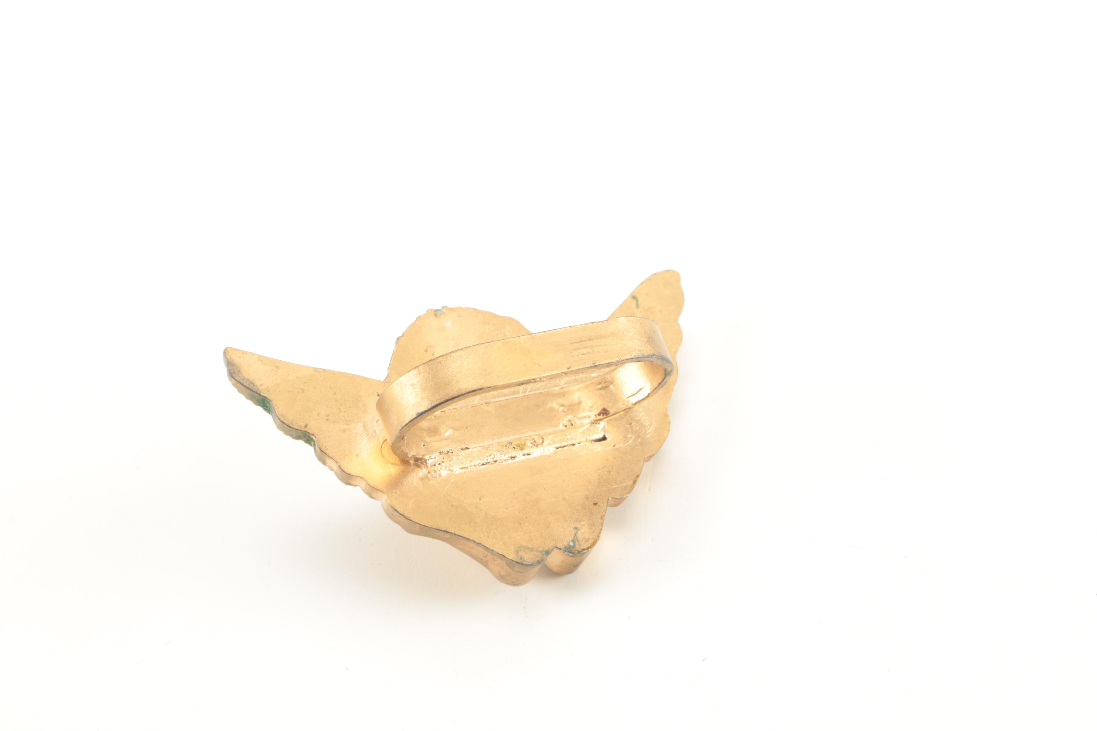 Assortment of Gold Tone Décor