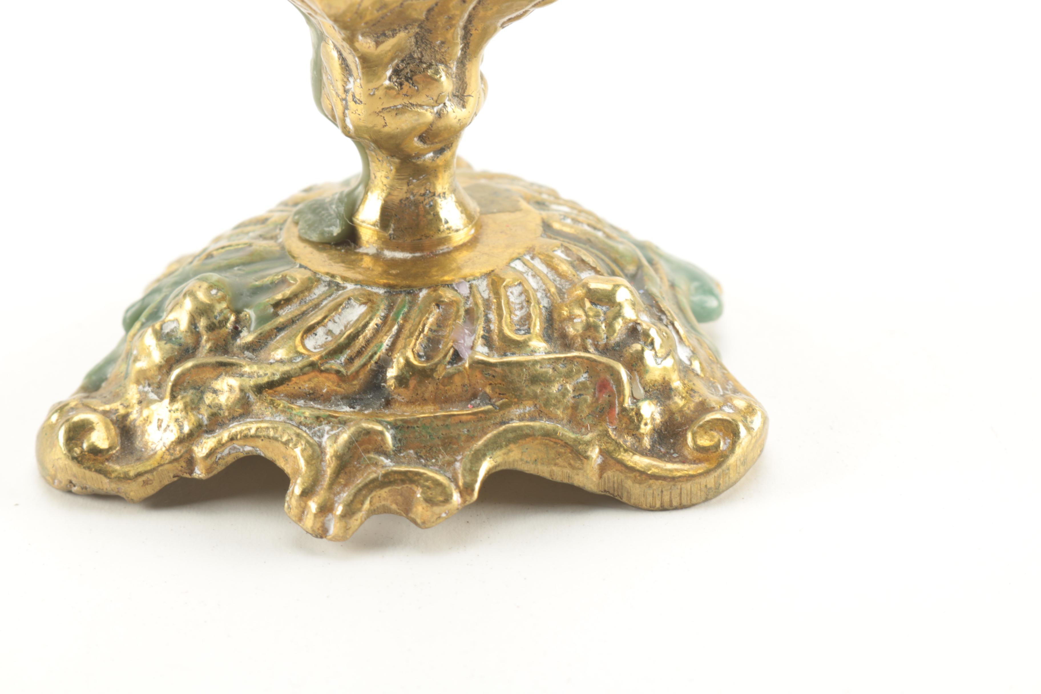 Assortment of Gold Tone Décor