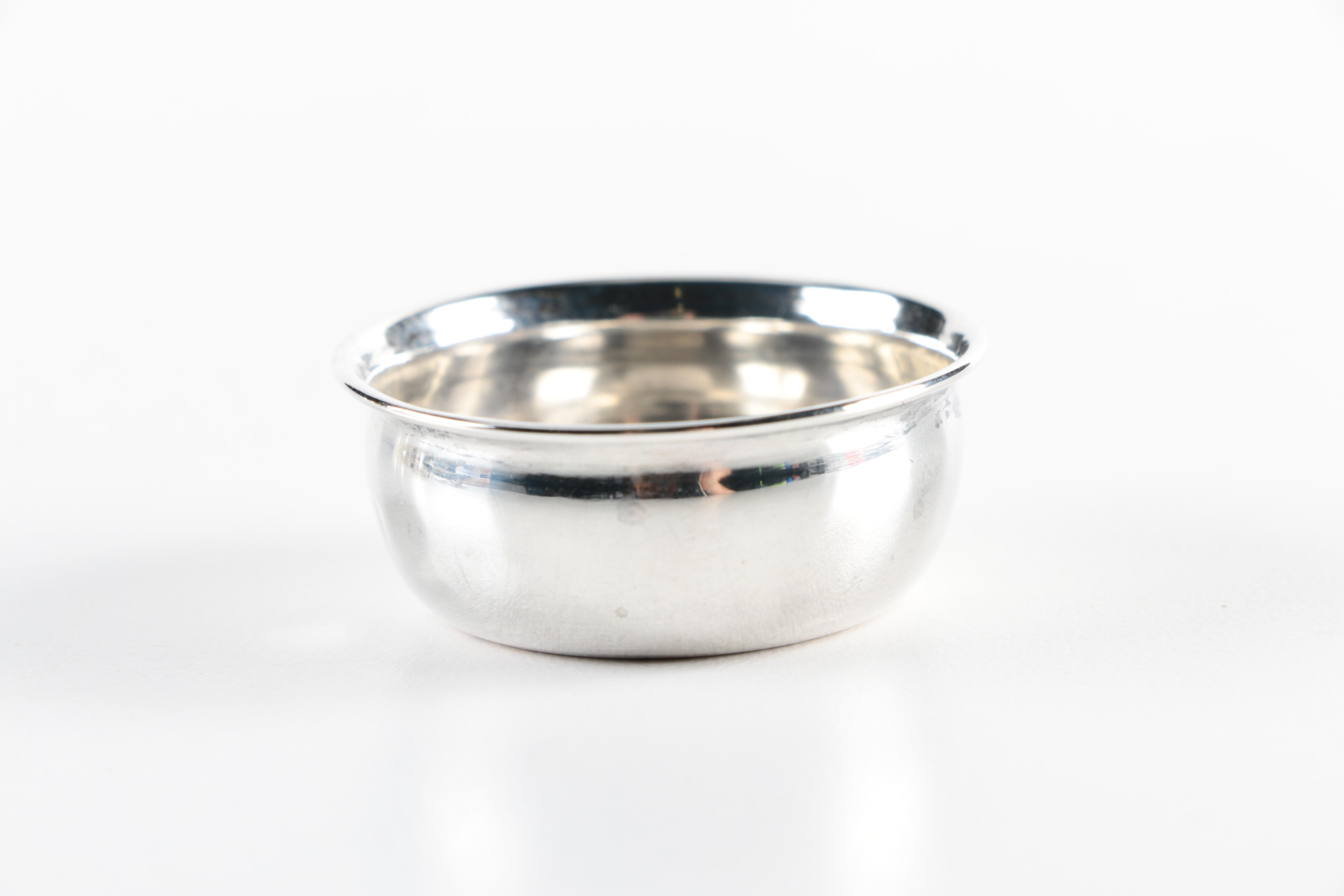 Sterling Silver Manufacturing Company "Arcadia" Sterling Salt Cellars and Spoons