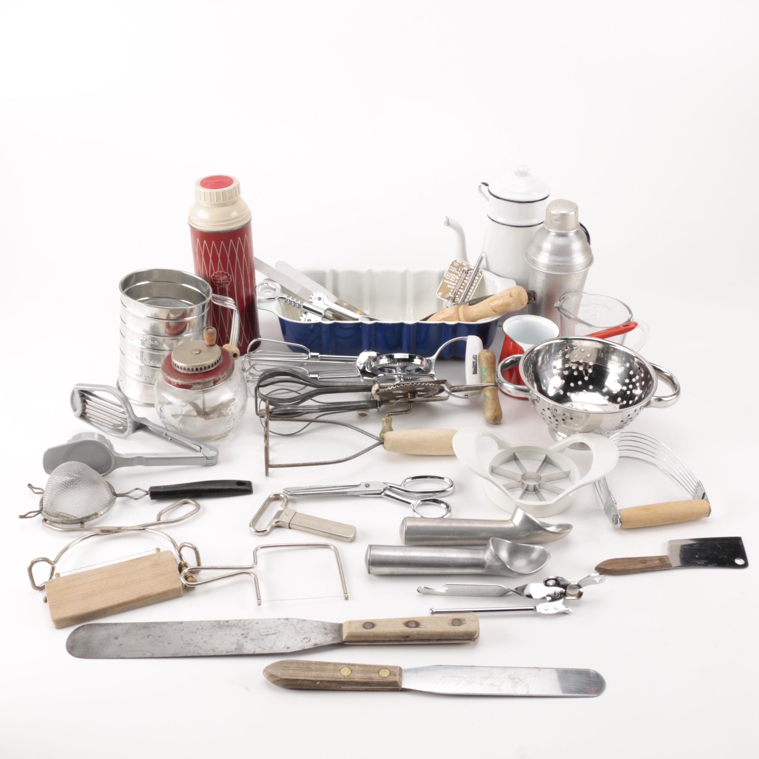 Assortment of Vintage Kitchen Items