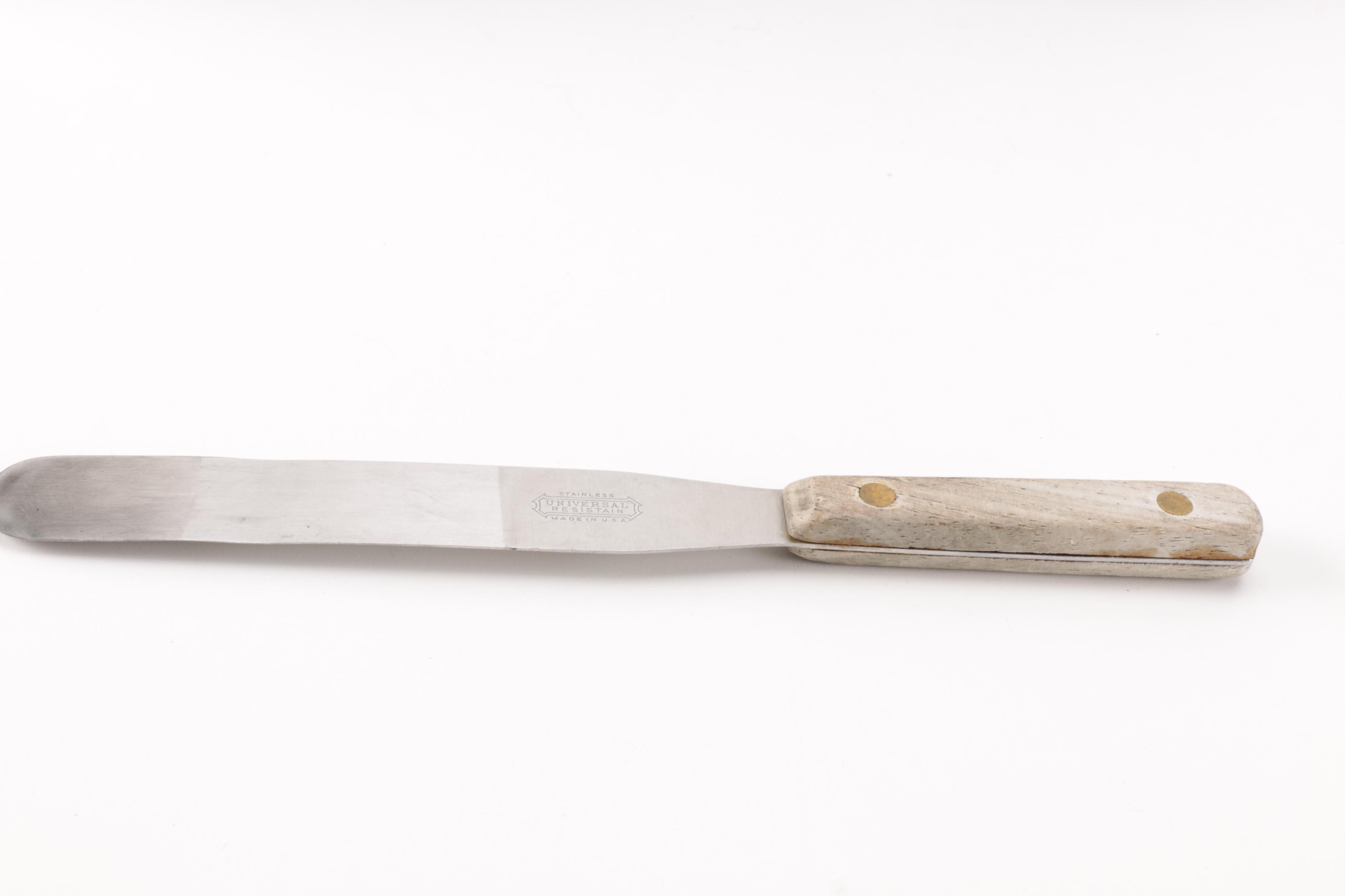 Assortment of Vintage Kitchen Items