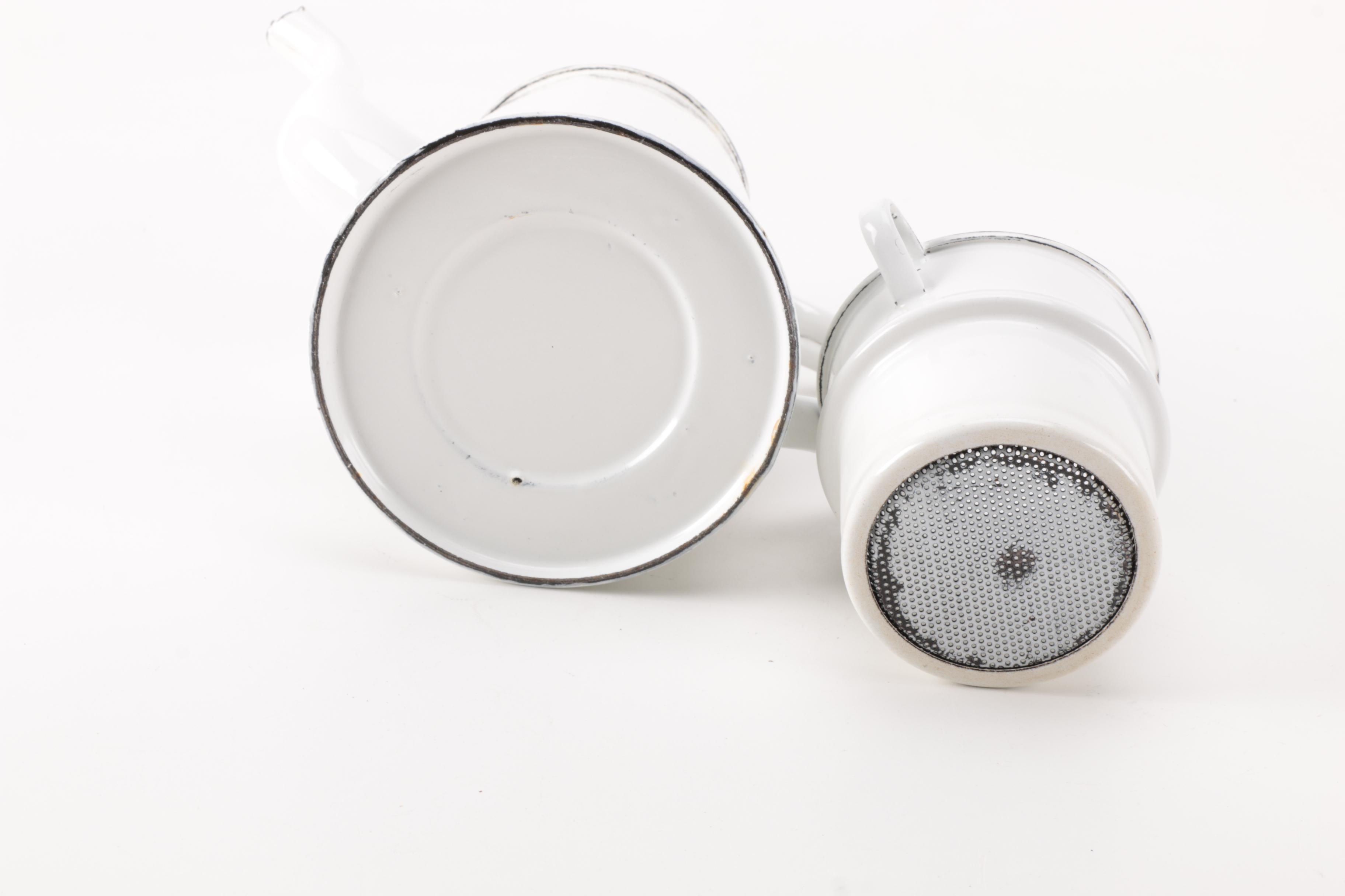 Assortment of Vintage Kitchen Items