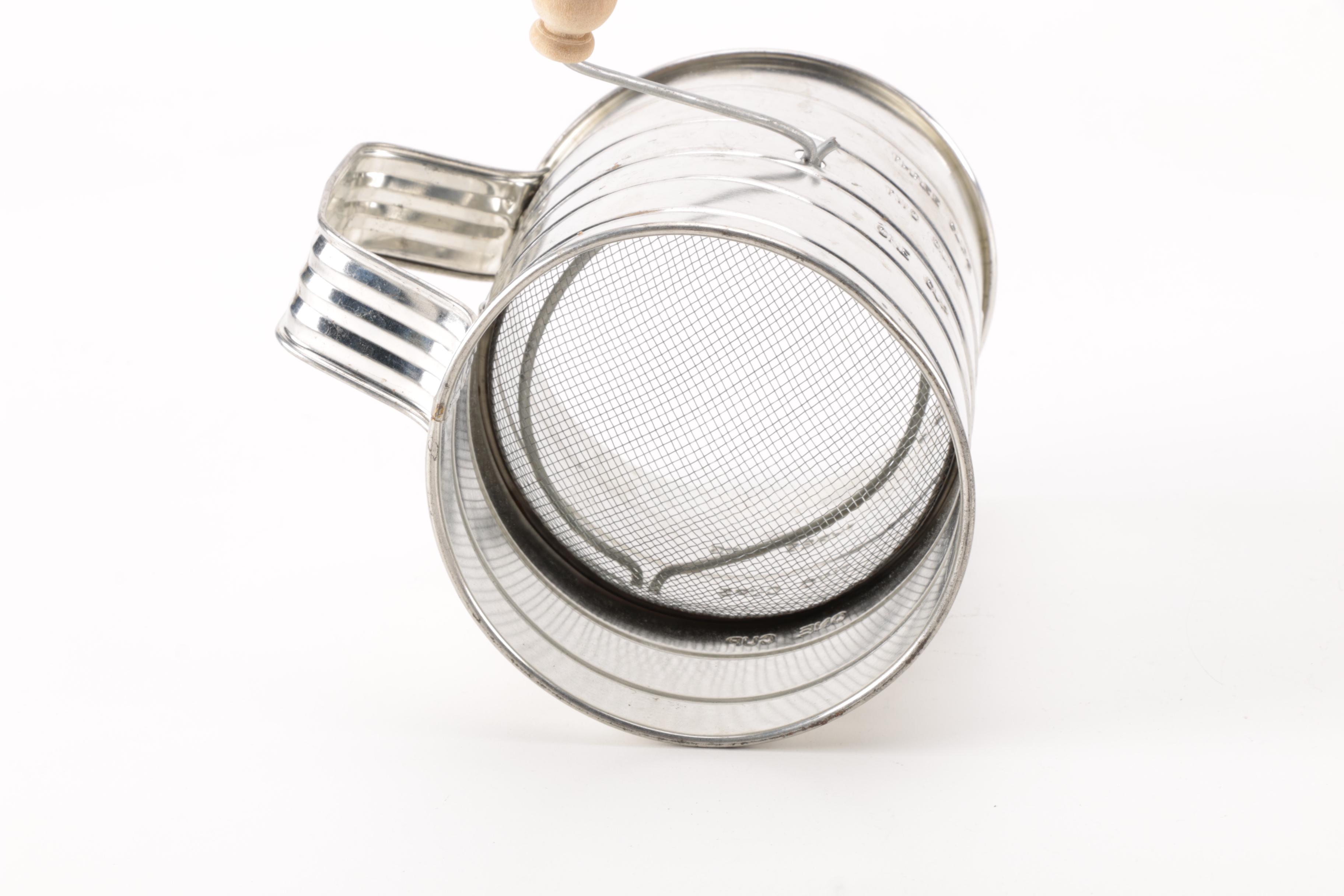 Assortment of Vintage Kitchen Items