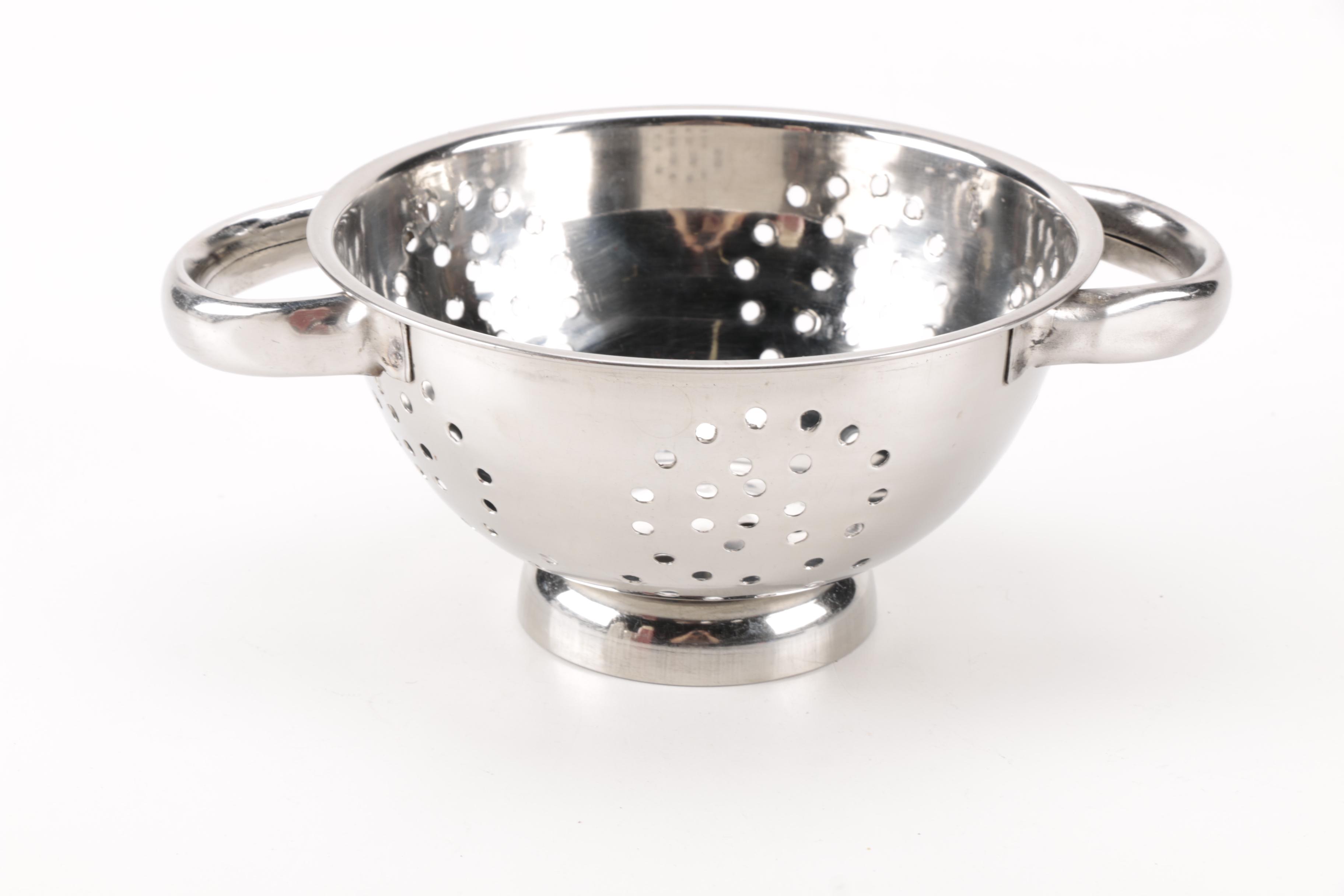 Assortment of Vintage Kitchen Items