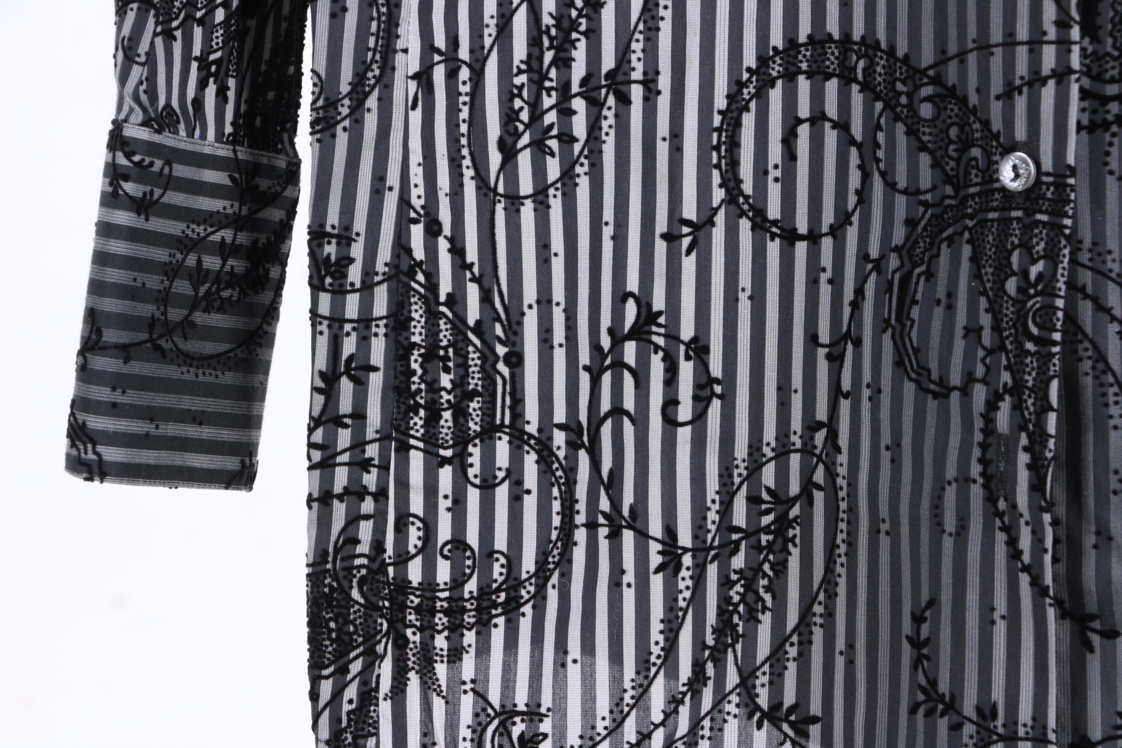 Collection of Robert Graham Women's Button Ups