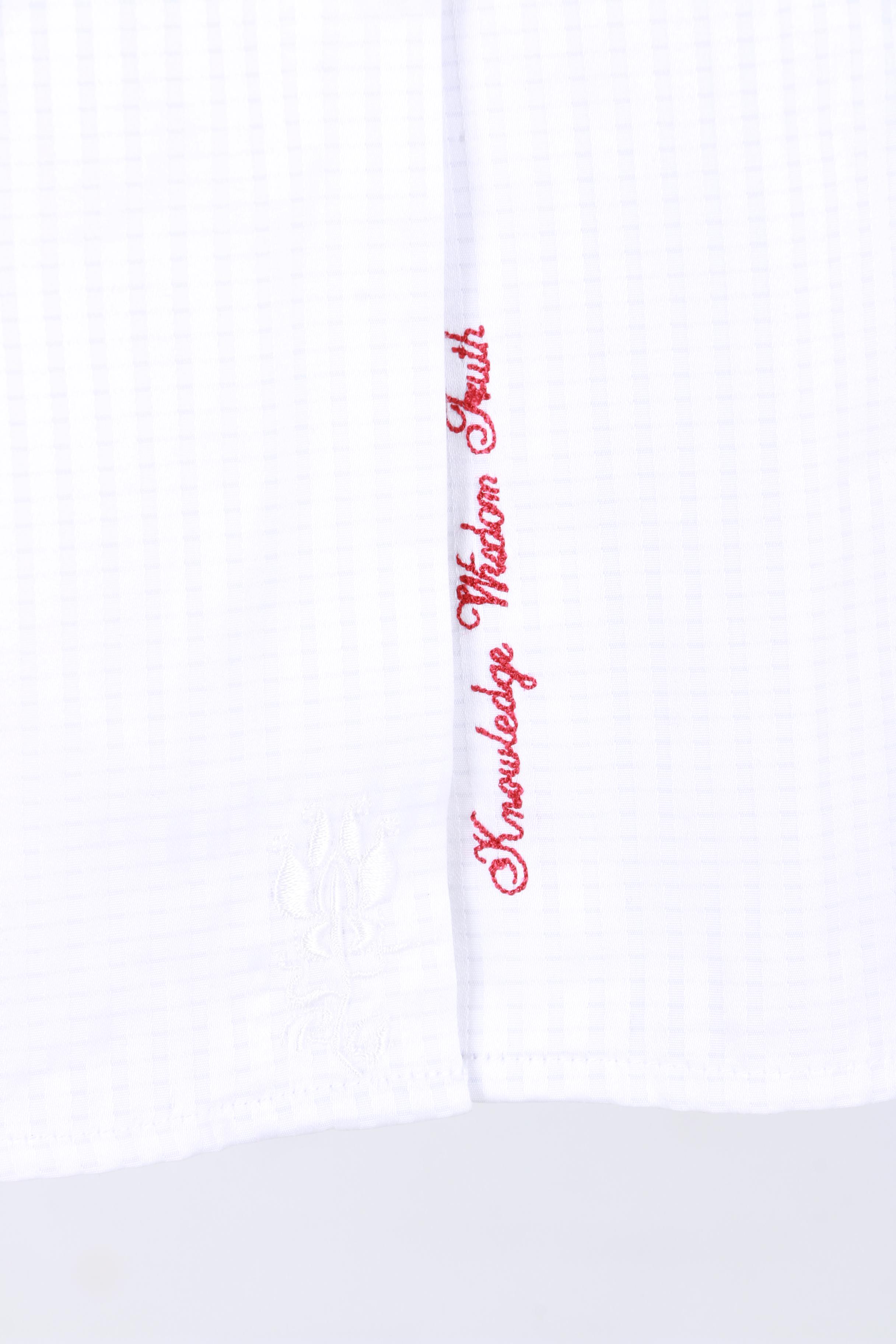 Collection of Robert Graham Women's Button Ups