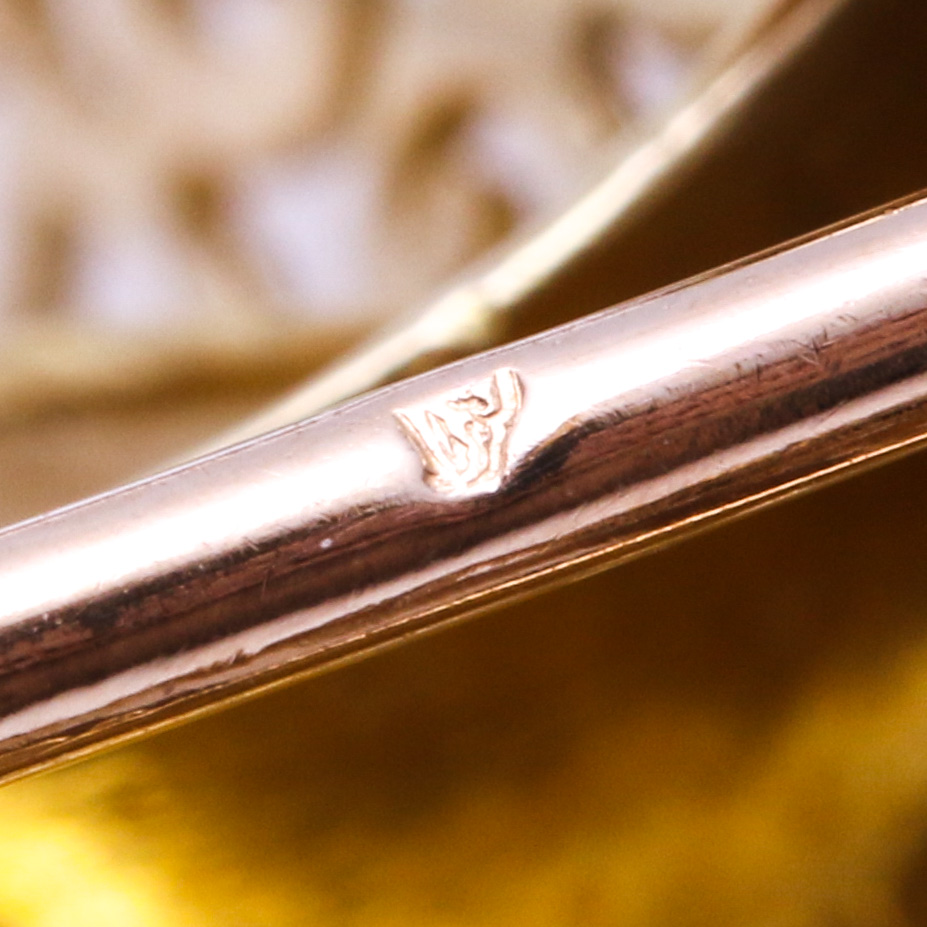 Depose 18K Yellow Gold Diamond Brooch