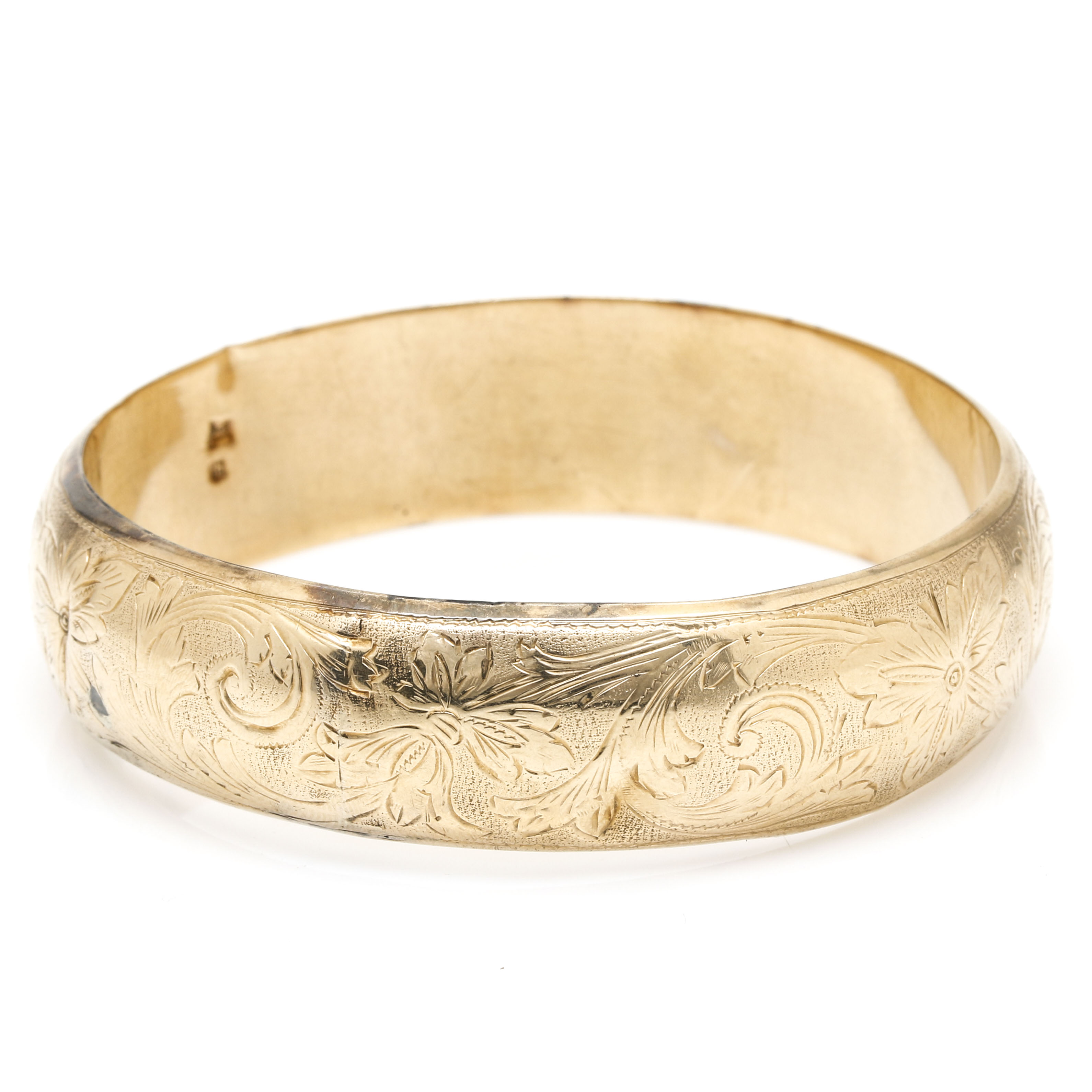 14K Yellow Gold Bangle