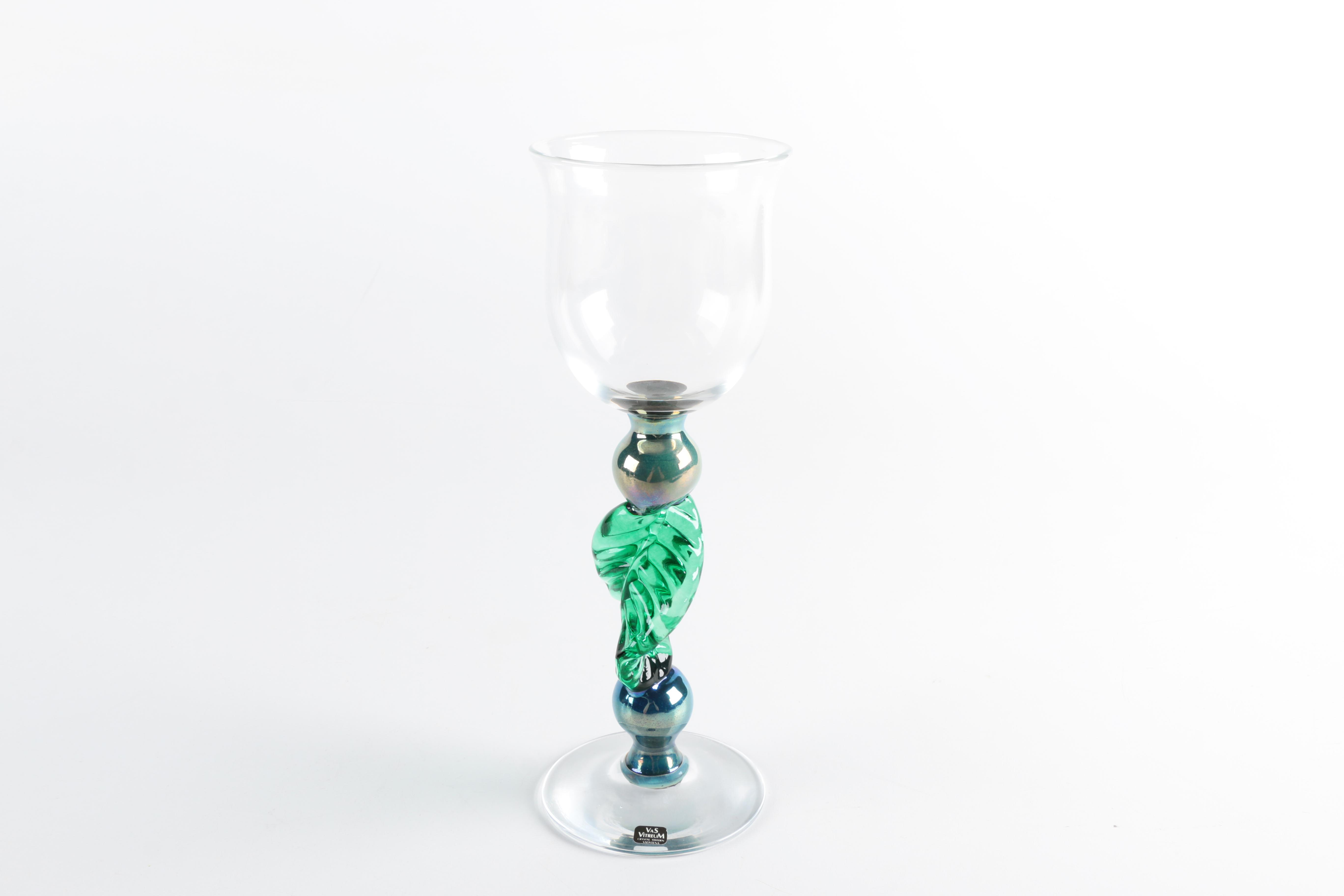 Vas Vitreum and Other Art Glass Wines