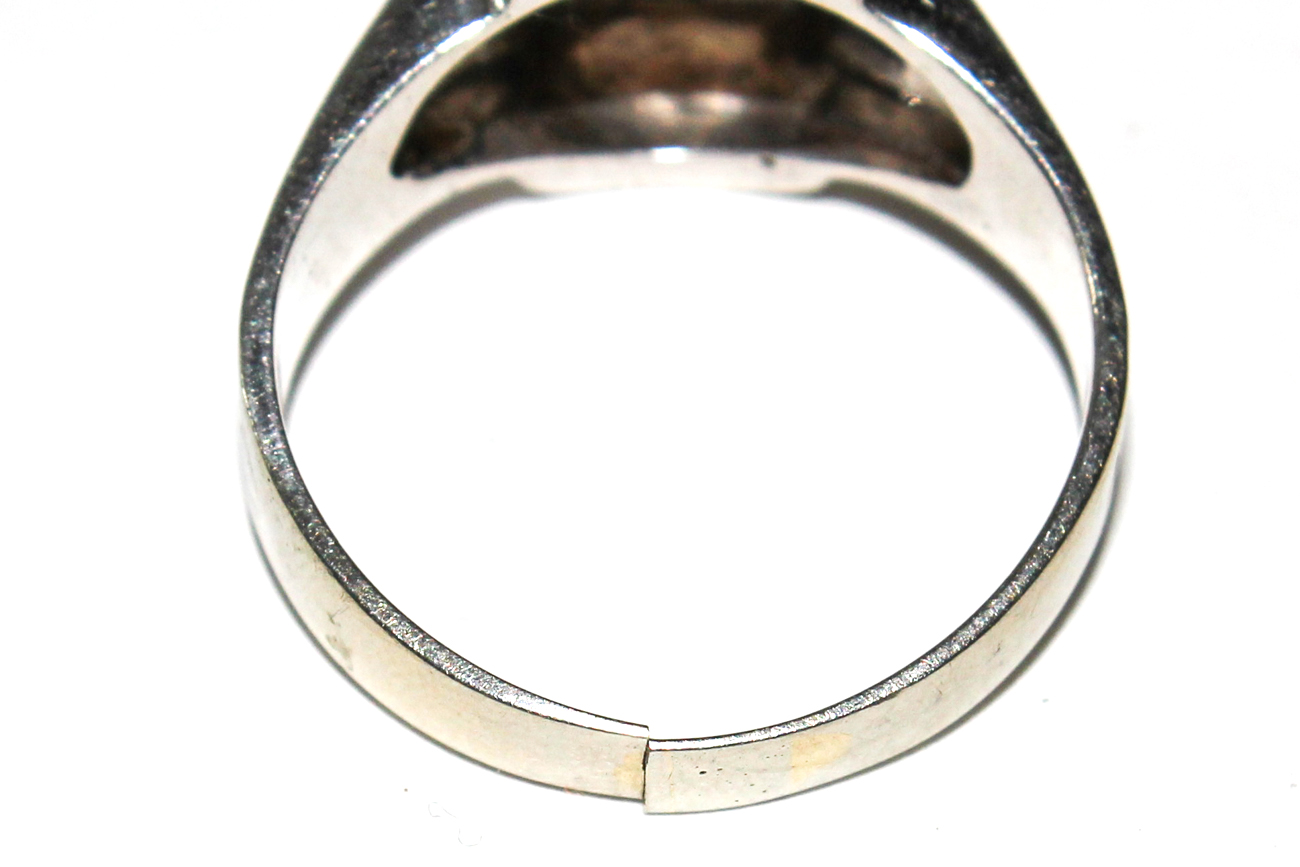 18K Gold Art Deco and Tiger's Eye Solitaire Ring