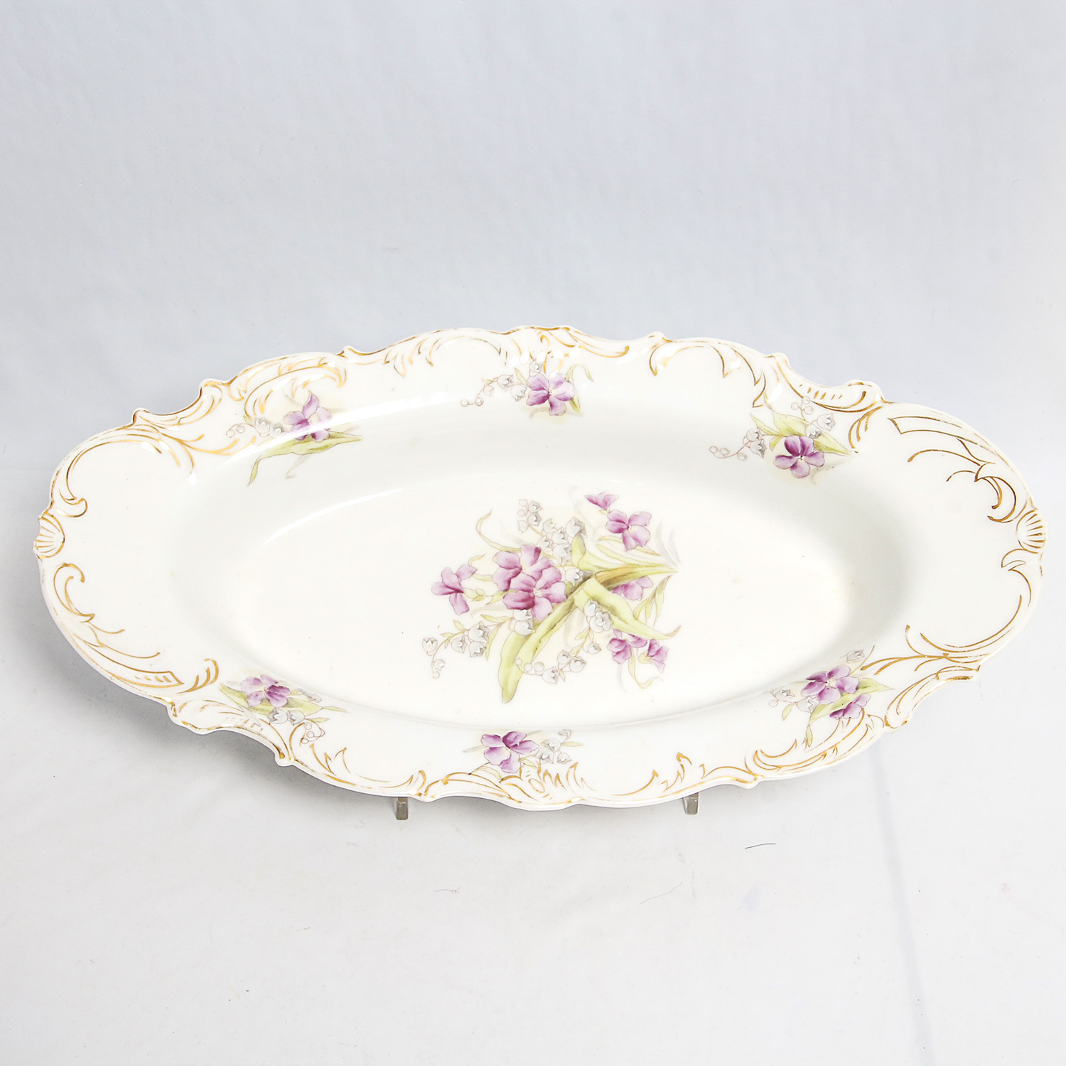 Assortment of Vintage Porcelain Vessels