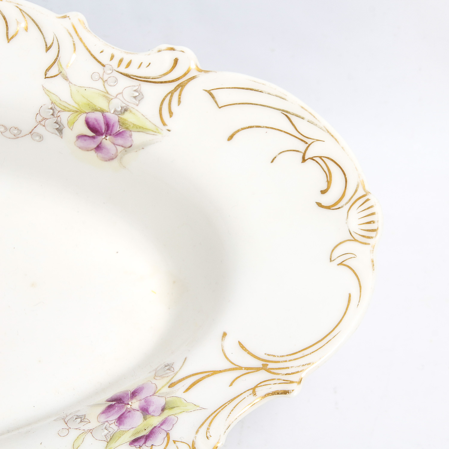 Assortment of Vintage Porcelain Vessels