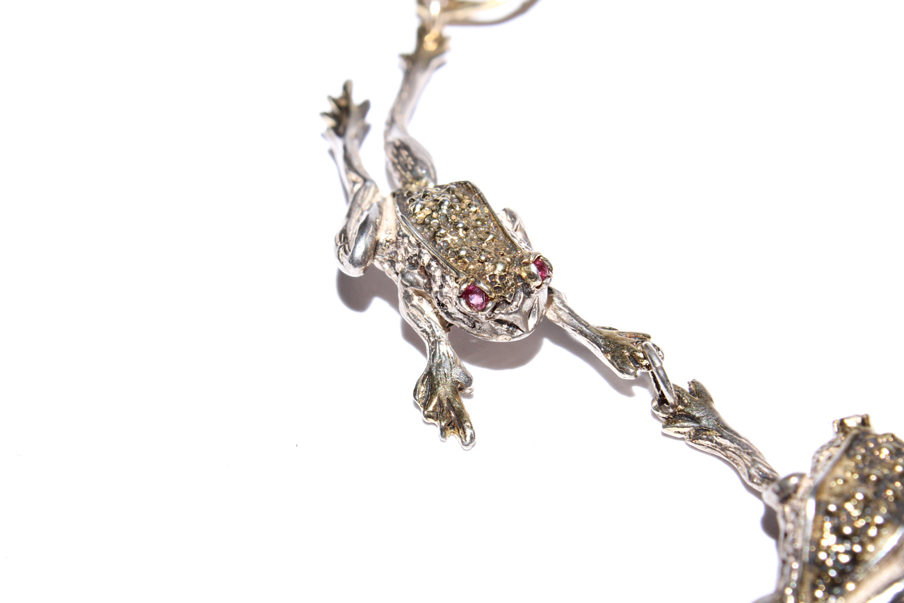 Barry Sterling Silver Frog Choker
